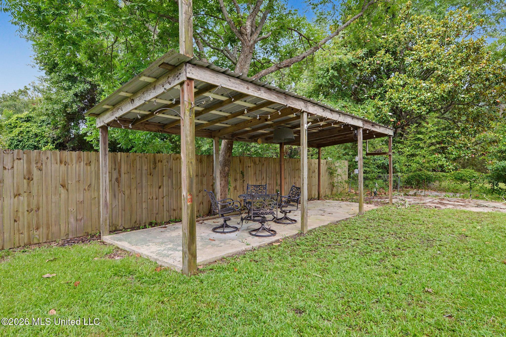 506 Esplanade Avenue Property Photo 3