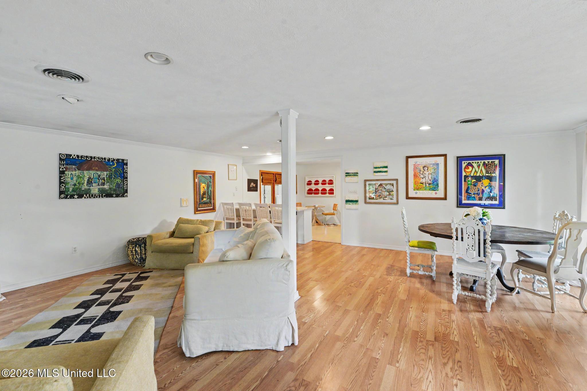 506 Esplanade Avenue Property Photo 6