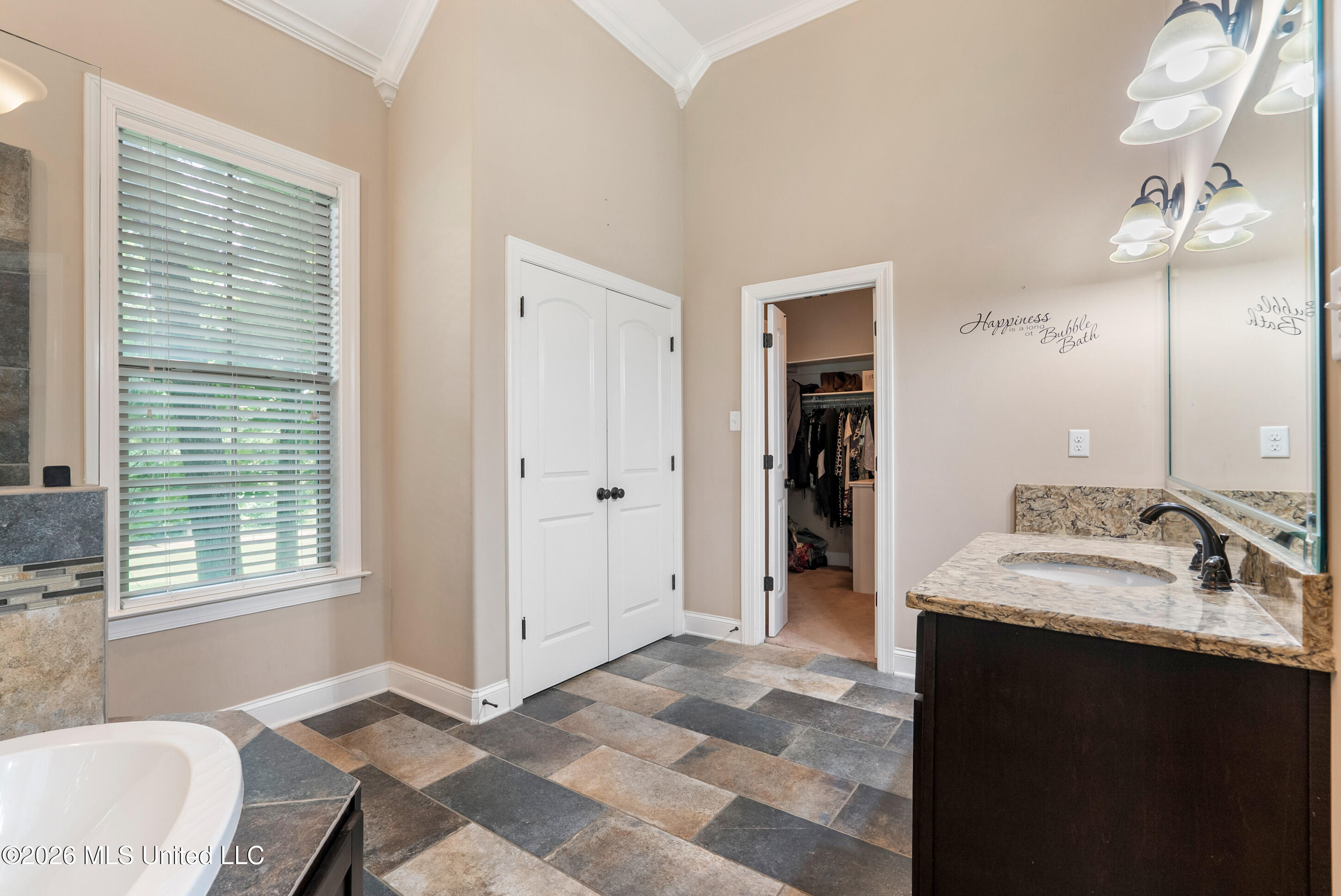 5702 Chessie Drive Property Photo 16