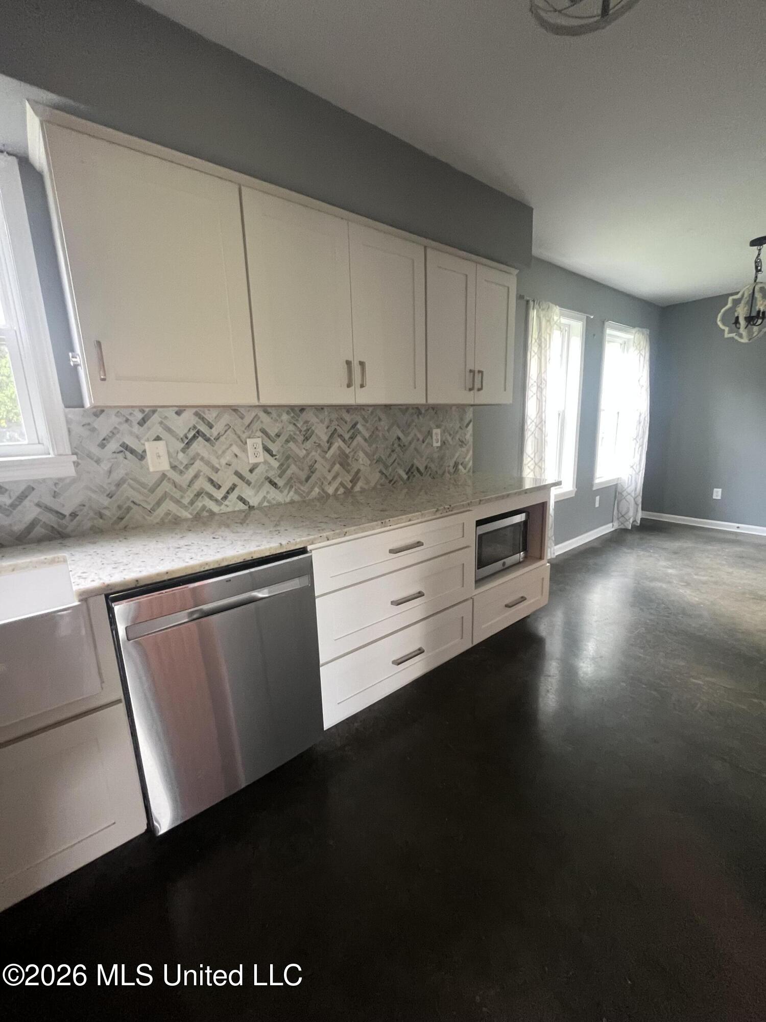 3817 Stage Road Property Photo 7