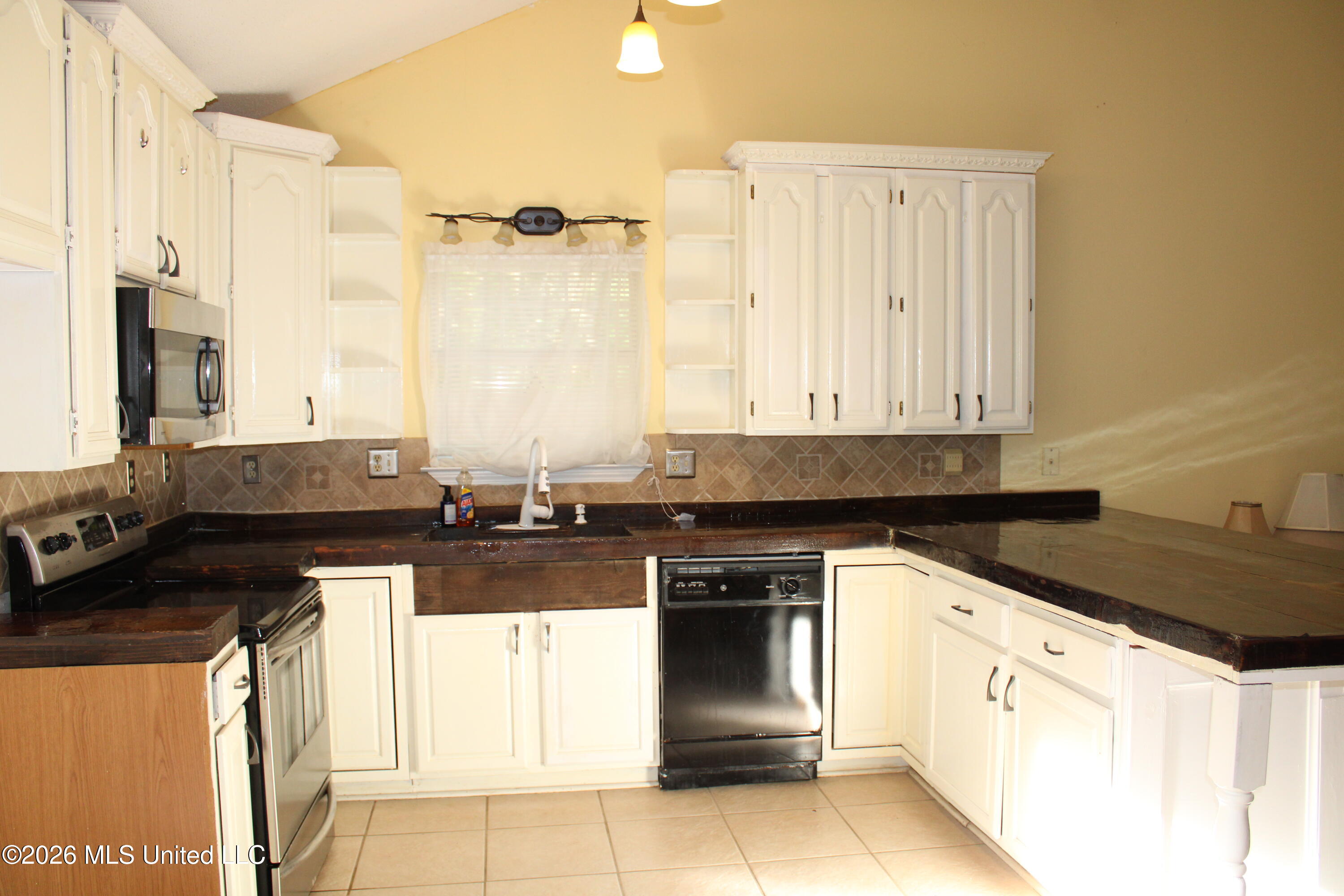 1533 Albacore Lane Property Photo 20