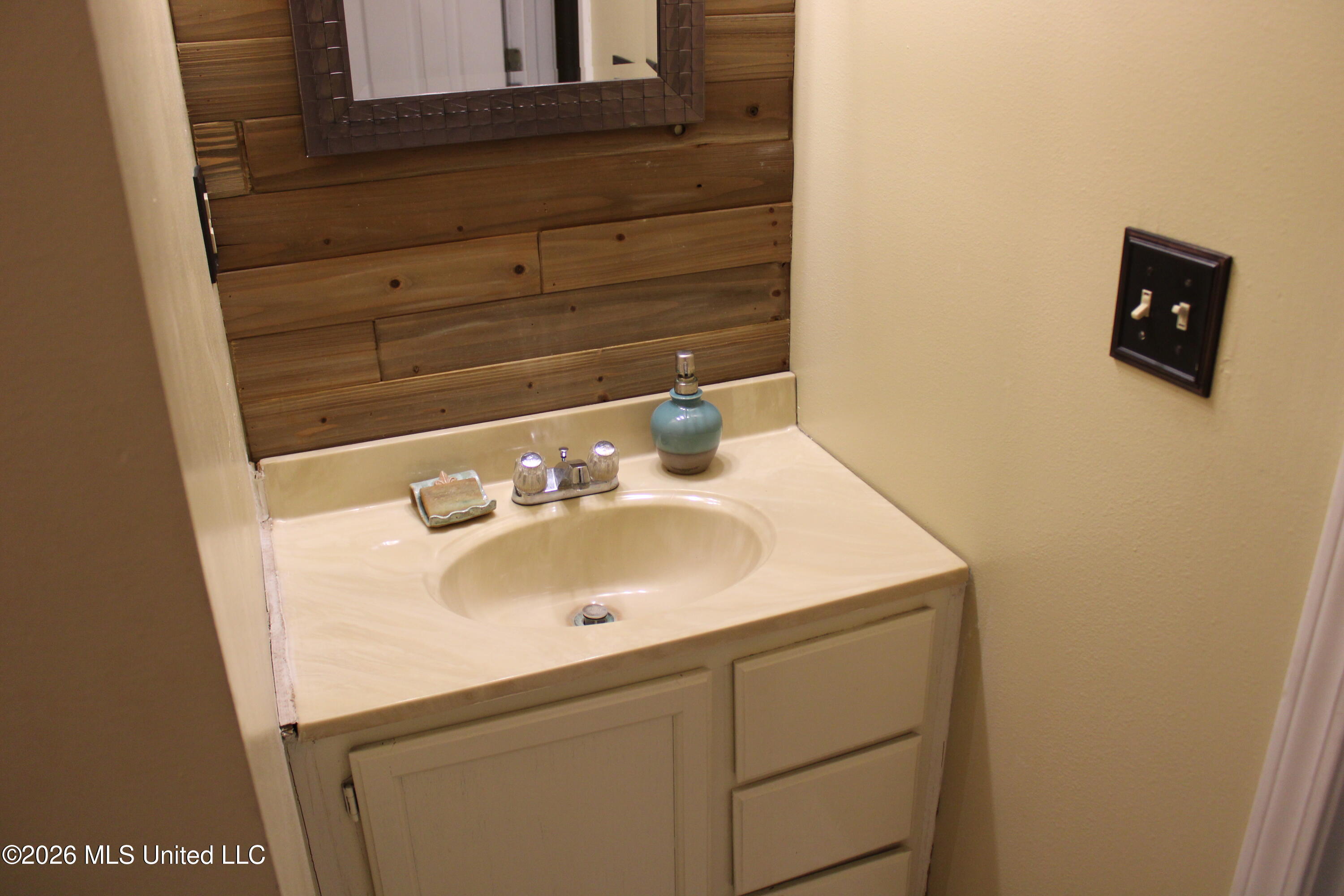 1533 Albacore Lane Property Photo 35