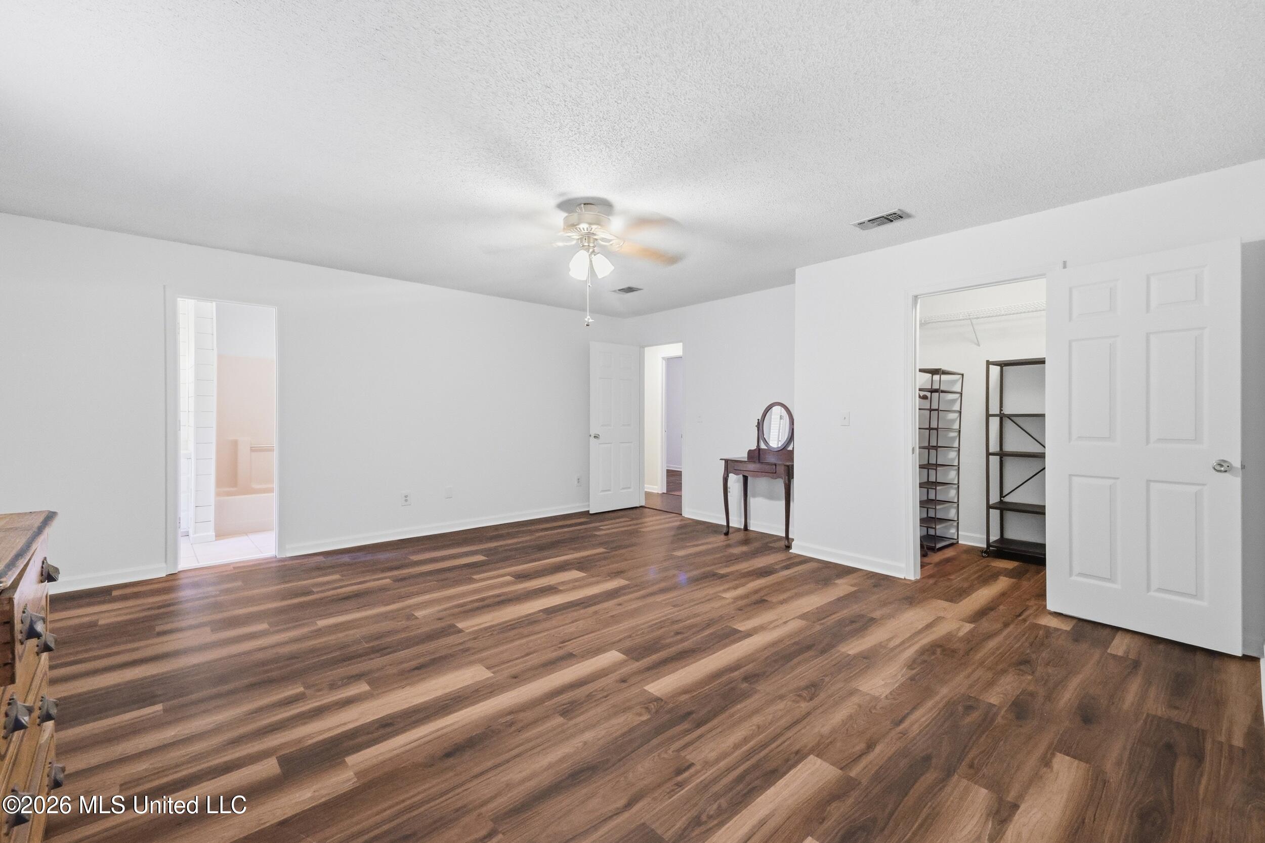 1533 Albacore Lane Property Photo 38