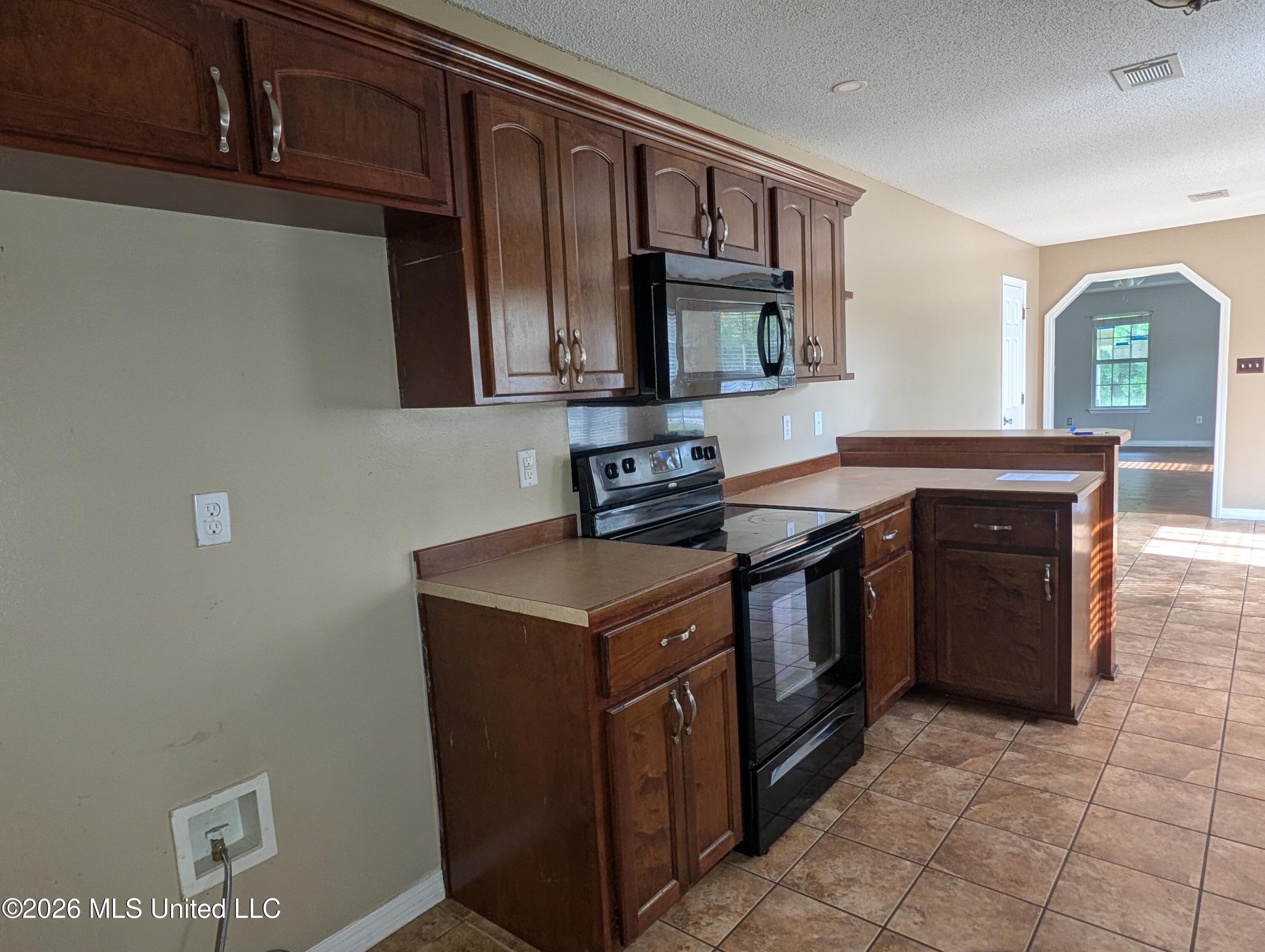 10356 Shady Pine Drive Property Photo 5
