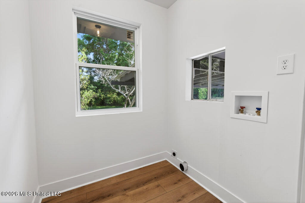 901 De La Pointe Drive Property Photo 24
