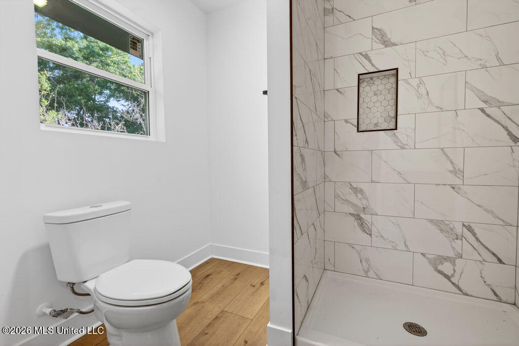 901 De La Pointe Drive Property Photo 36
