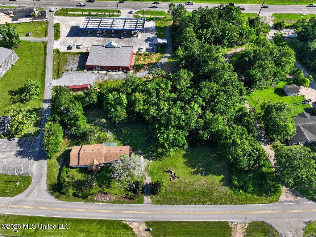 901 De La Pointe Drive Property Photo 44