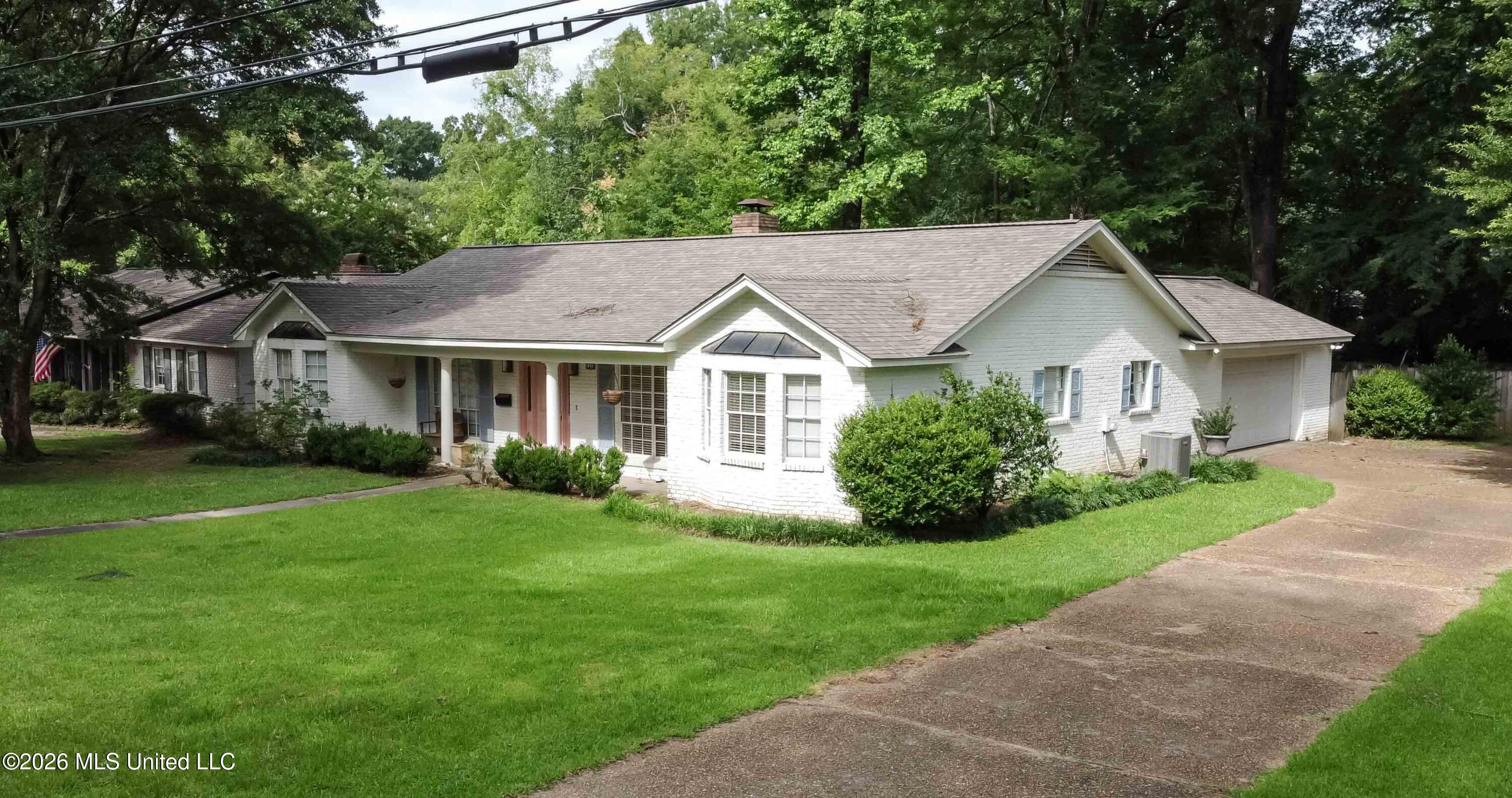 5355 Suffolk Drive Property Photo 1