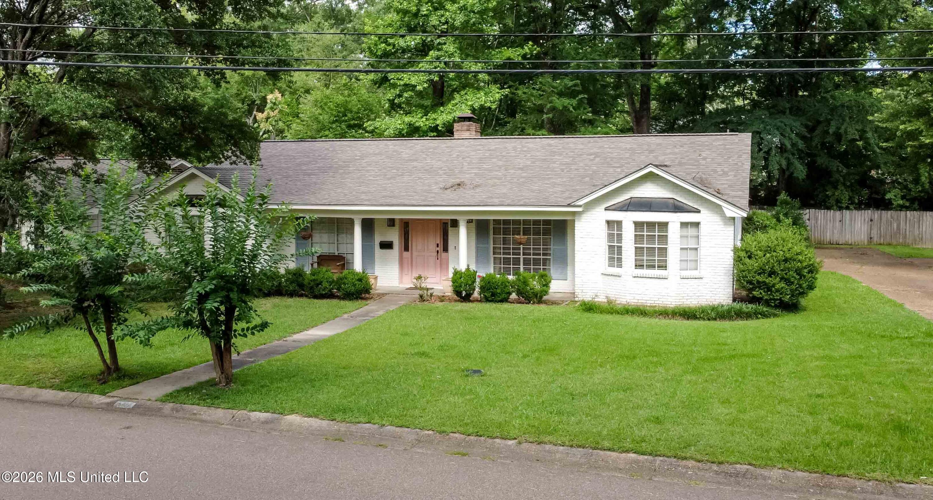 5355 Suffolk Drive Property Photo 3