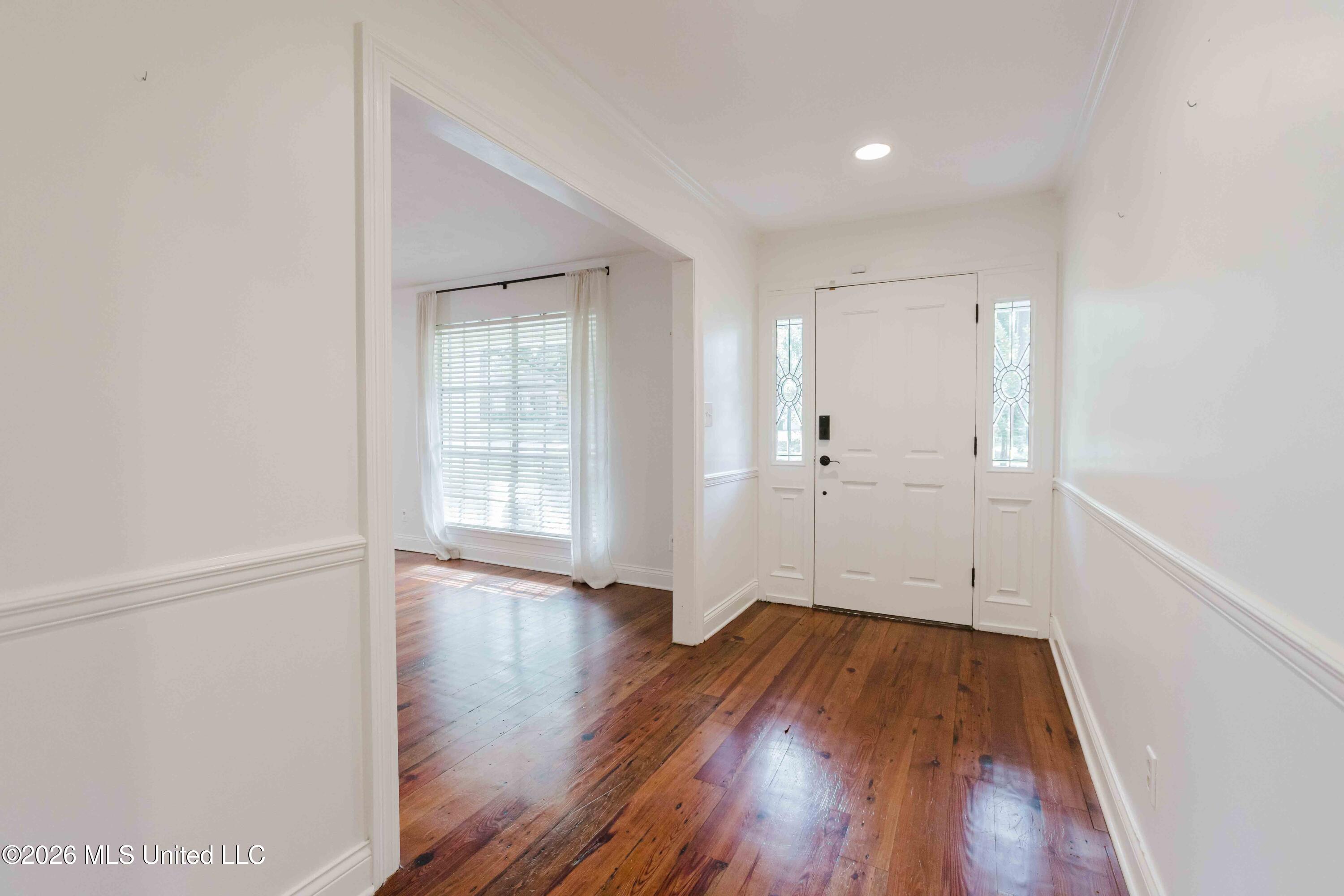 5355 Suffolk Drive Property Photo 4