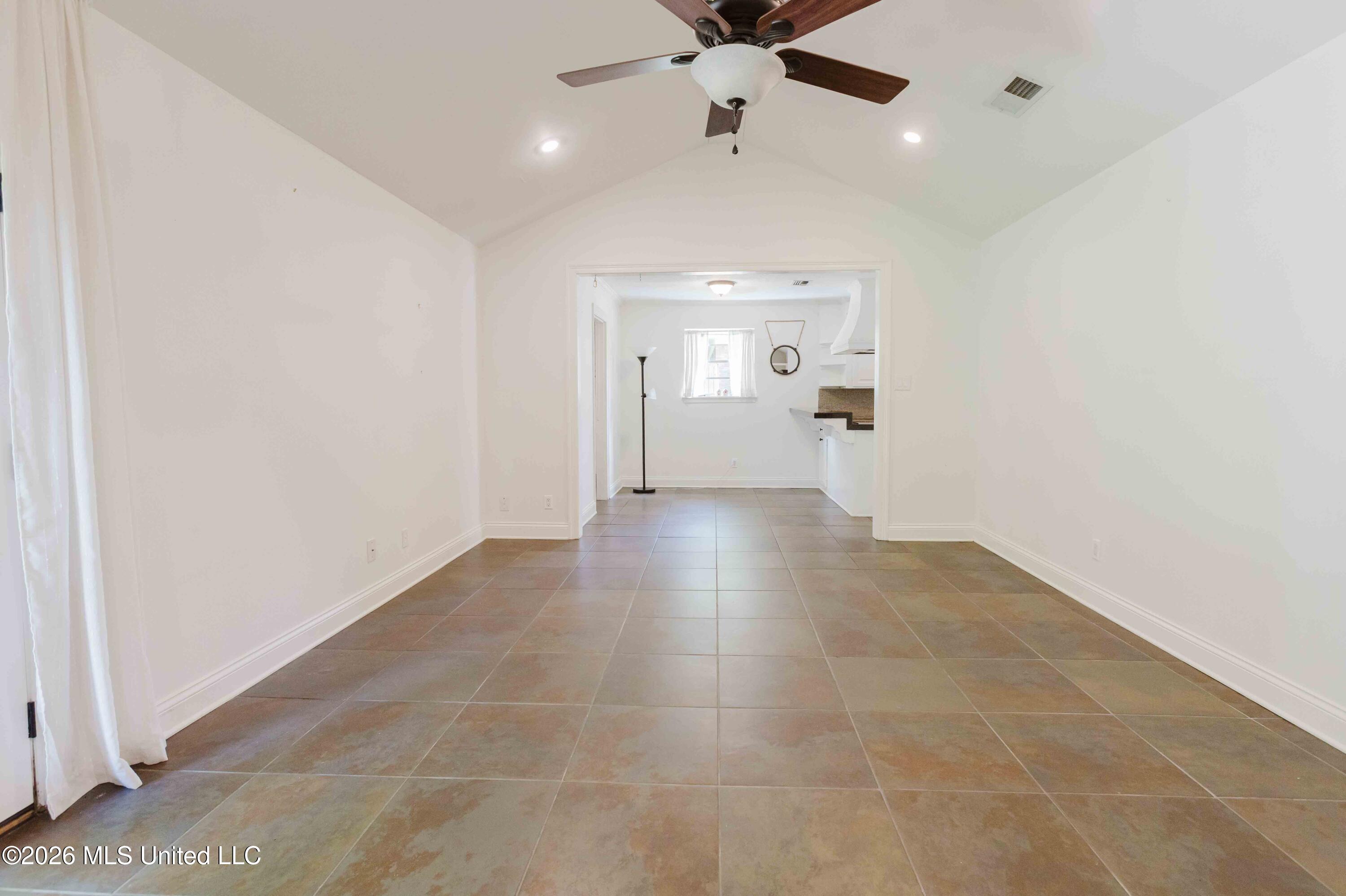 5355 Suffolk Drive Property Photo 15