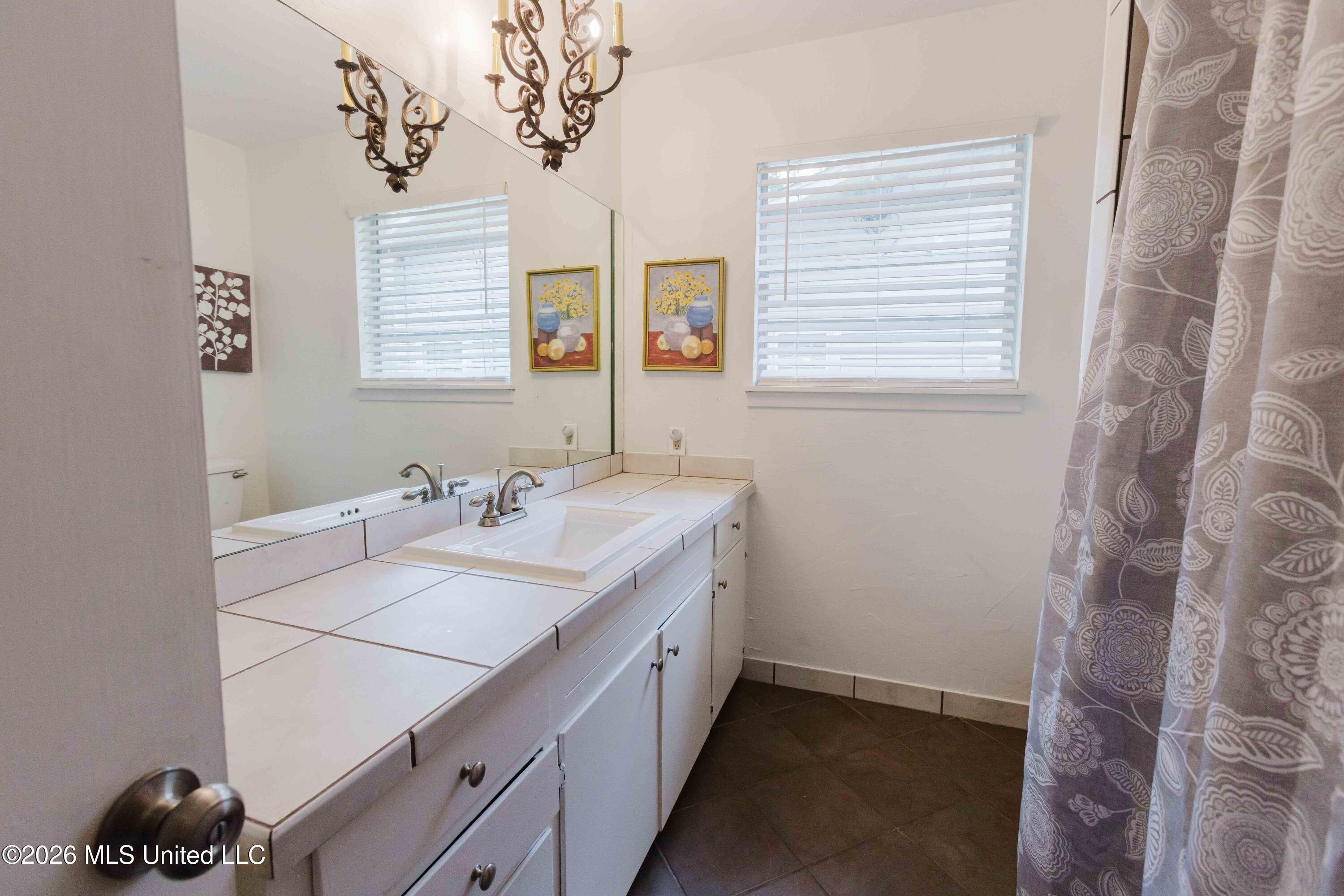 5355 Suffolk Drive Property Photo 22