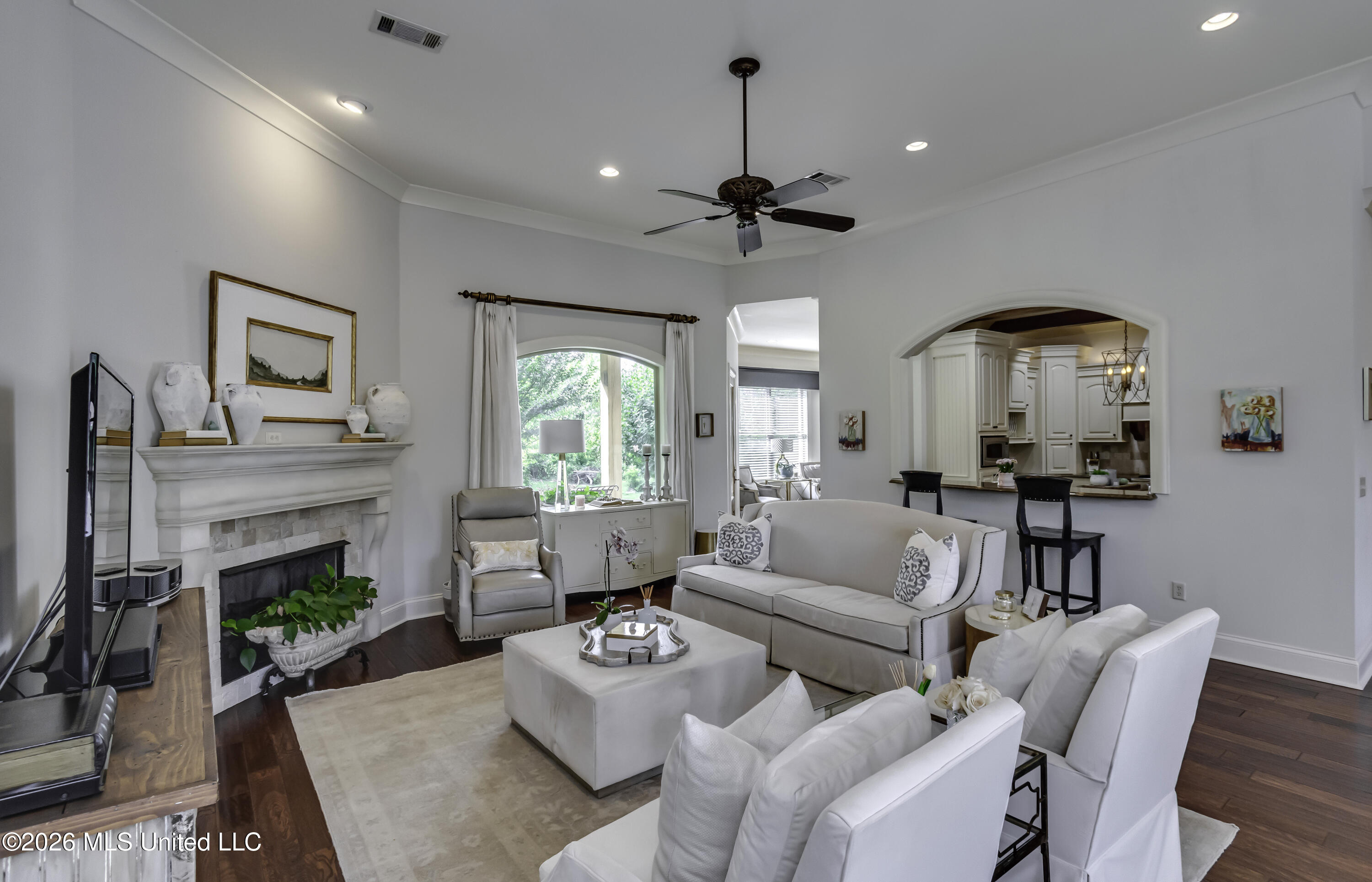 110 Meadow Park Drive Property Photo 12