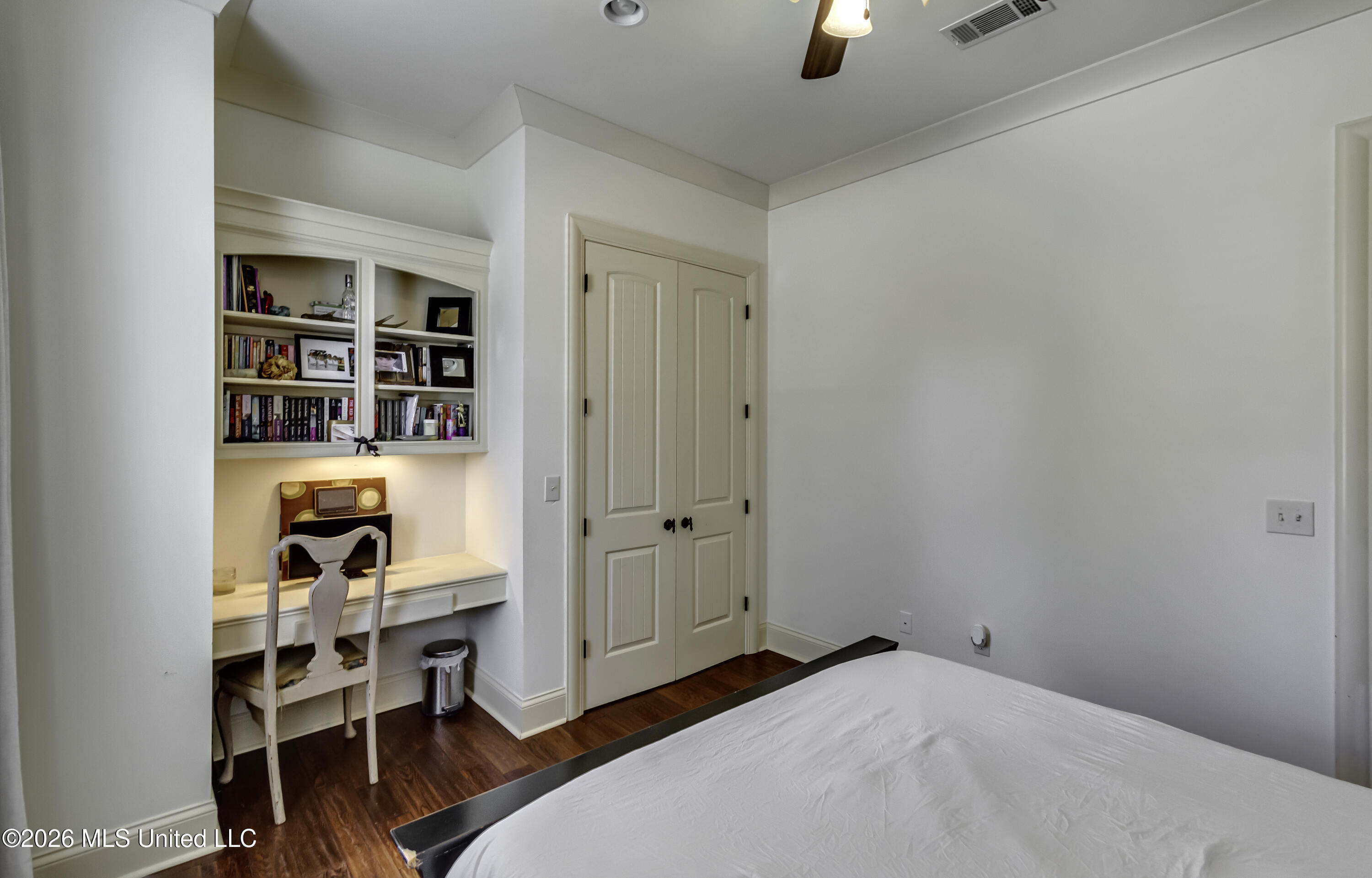 110 Meadow Park Drive Property Photo 40