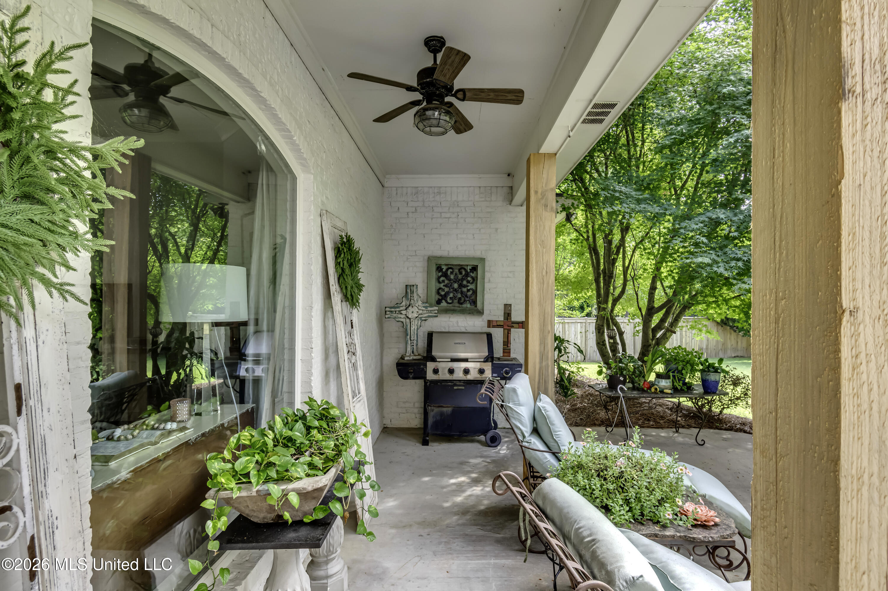 110 Meadow Park Drive Property Photo 49