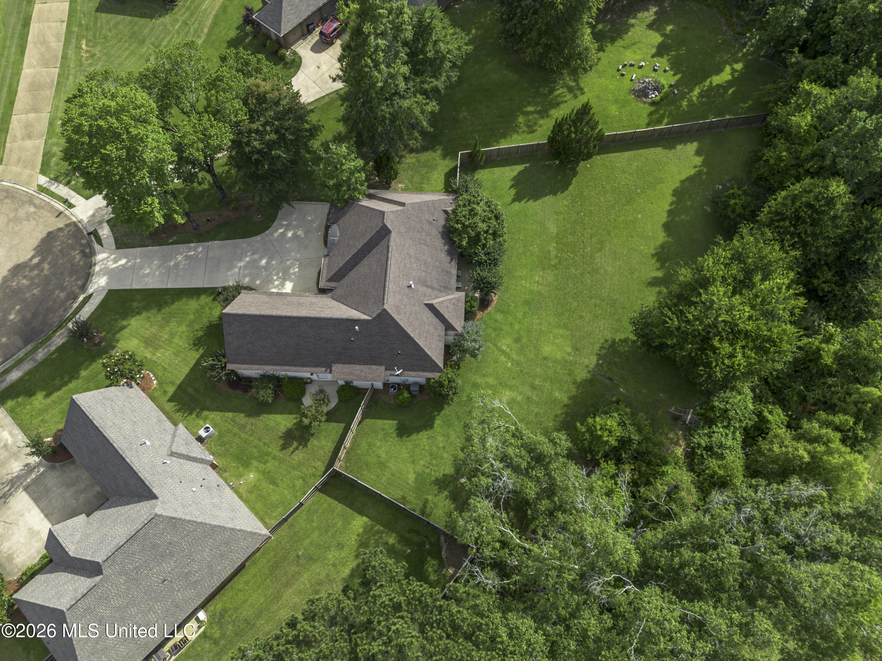 110 Meadow Park Drive Property Photo 60