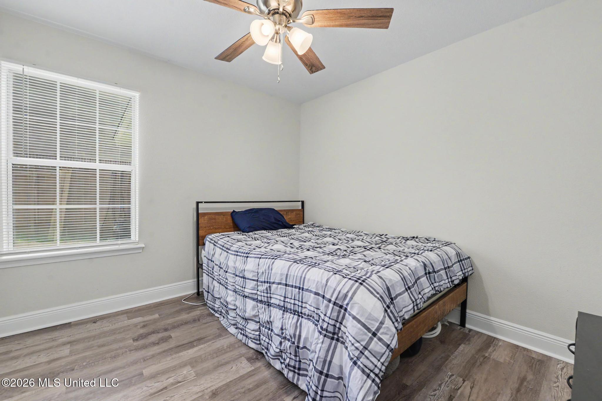 13404 Locust Hill Drive Property Photo 13