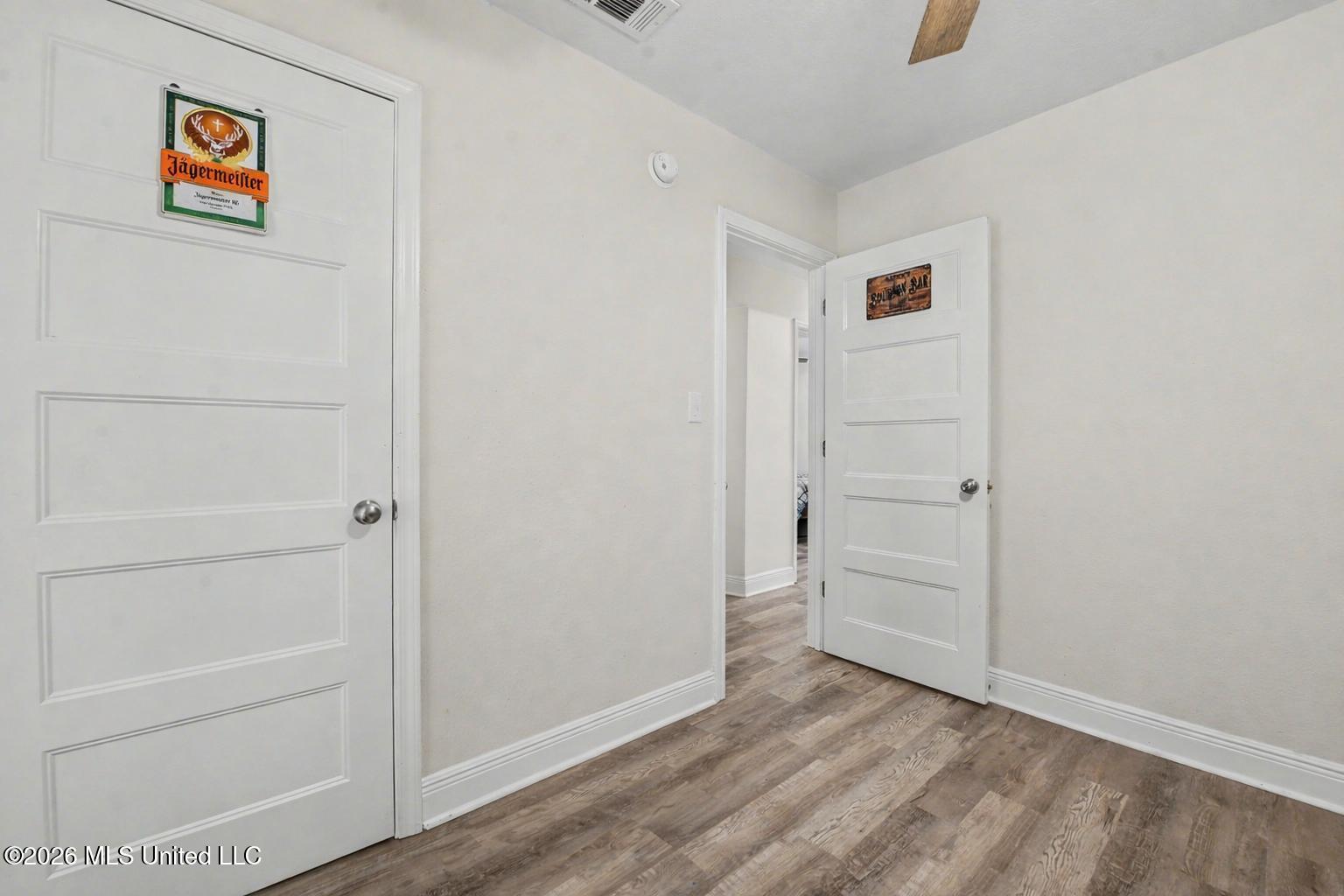 13404 Locust Hill Drive Property Photo 18