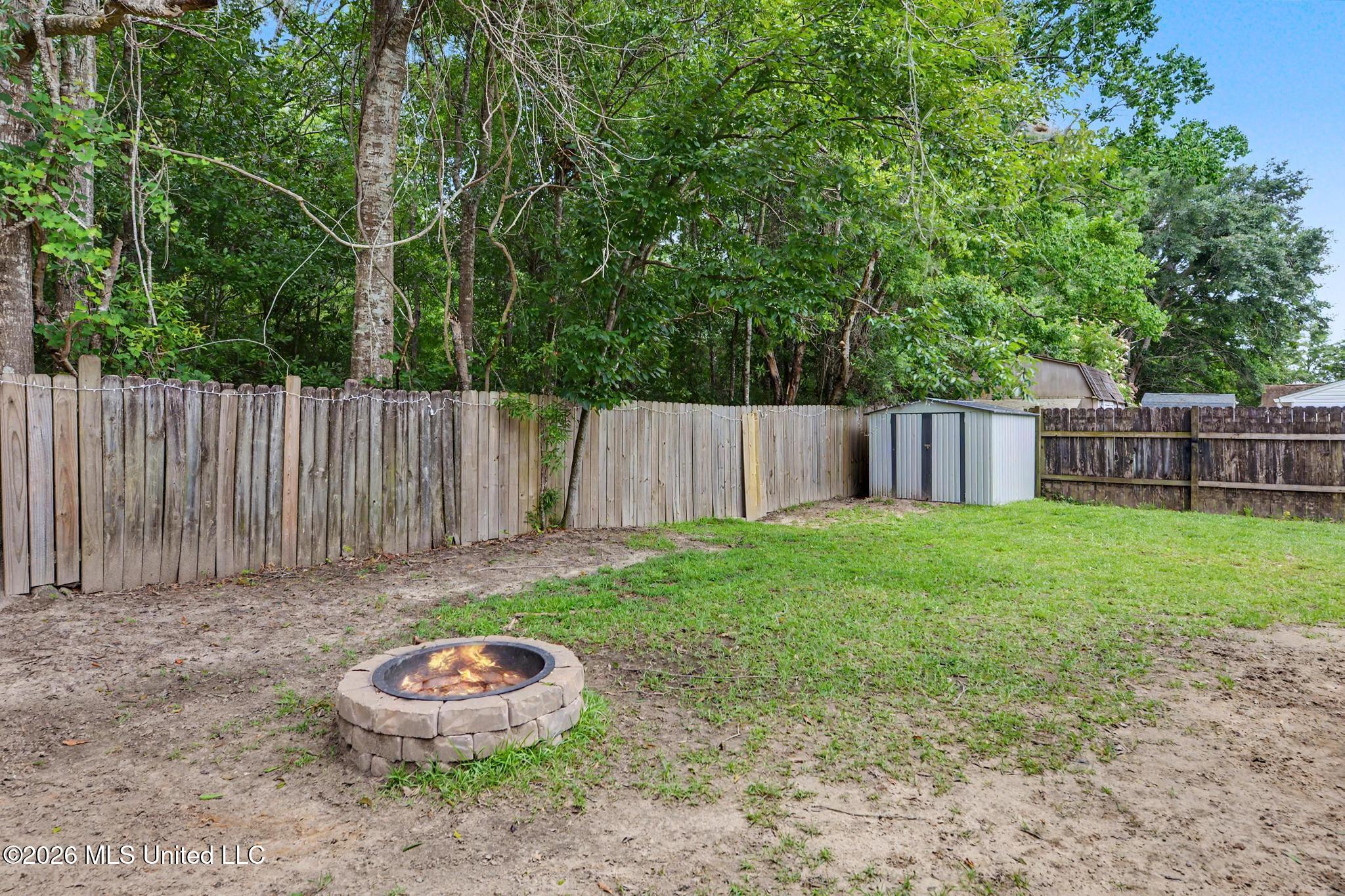 13404 Locust Hill Drive Property Photo 21