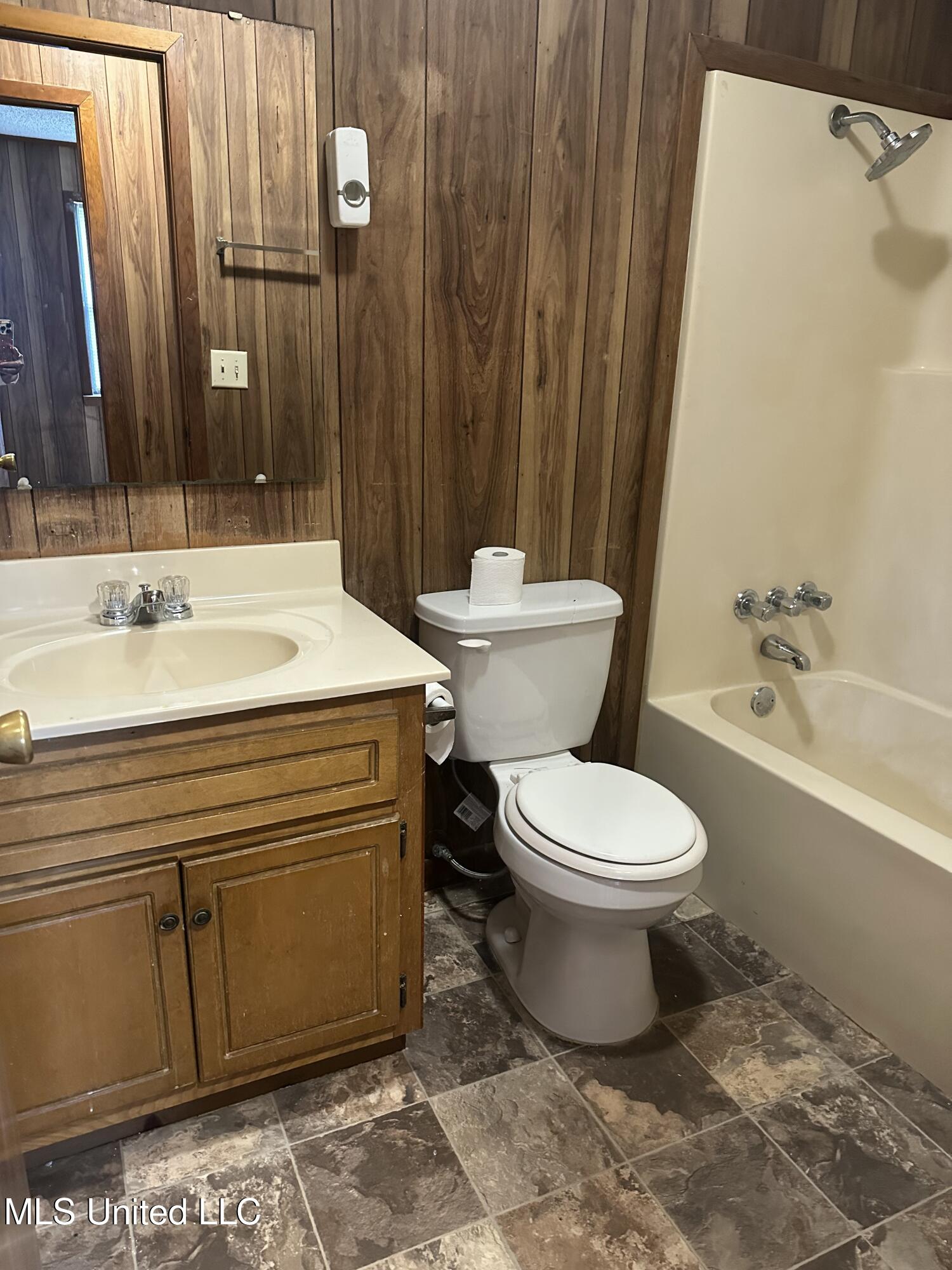 103 Sherwood Drive Property Photo 21