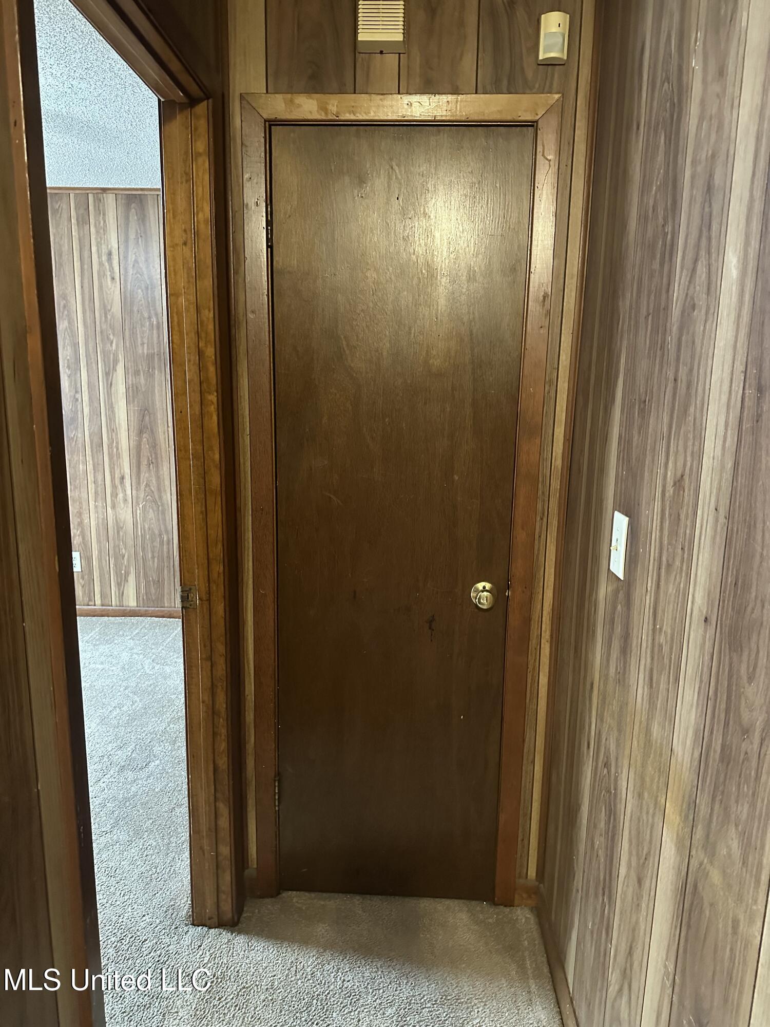 103 Sherwood Drive Property Photo 25