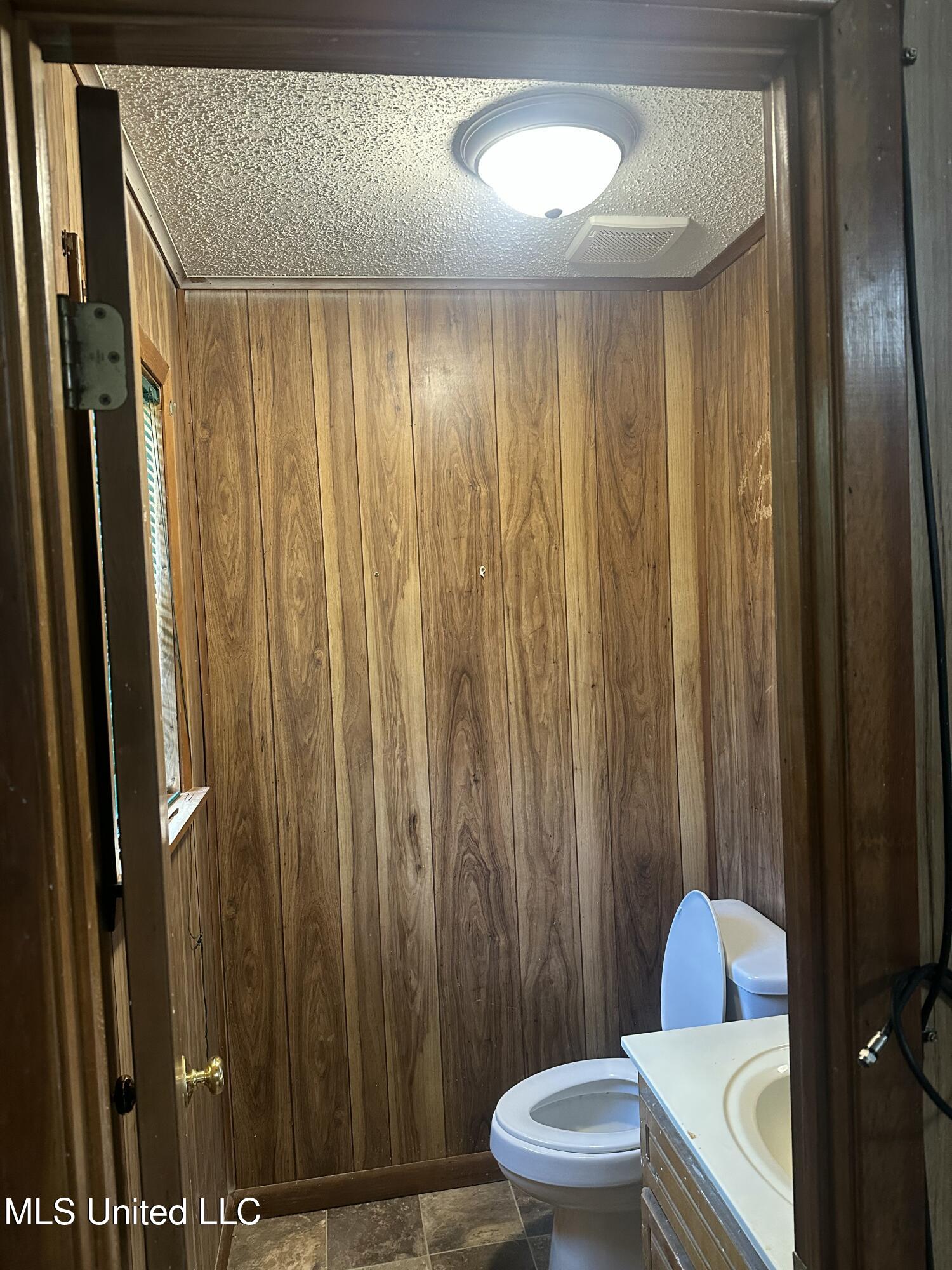 103 Sherwood Drive Property Photo 29