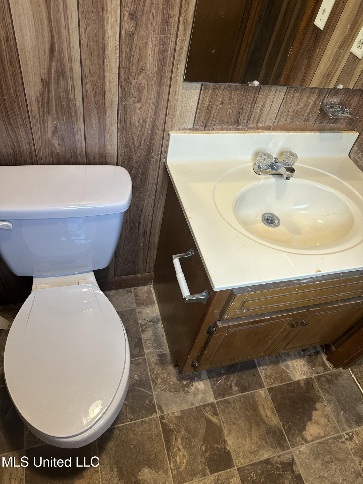103 Sherwood Drive Property Photo 32