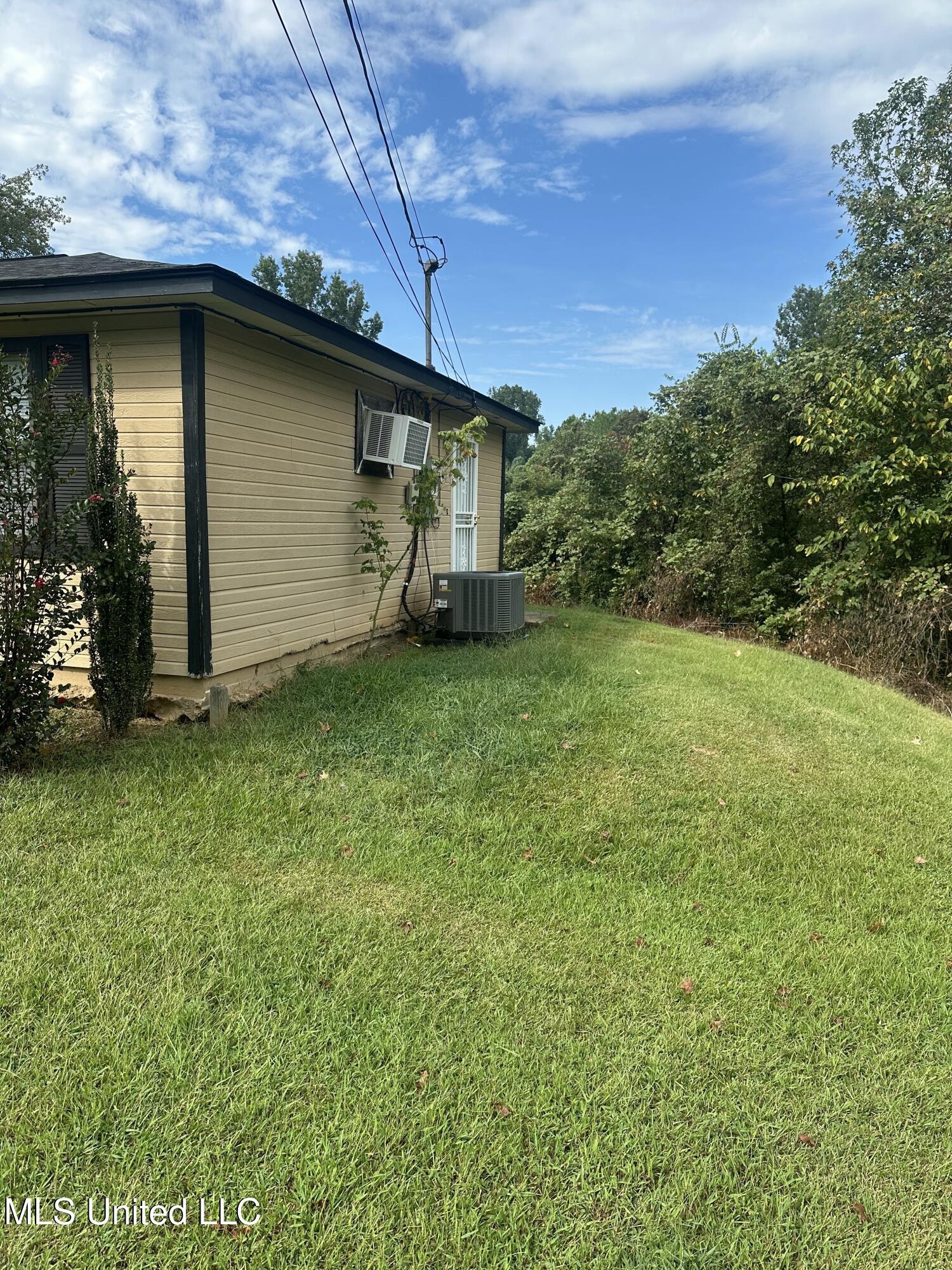 103 Sherwood Drive Property Photo 39