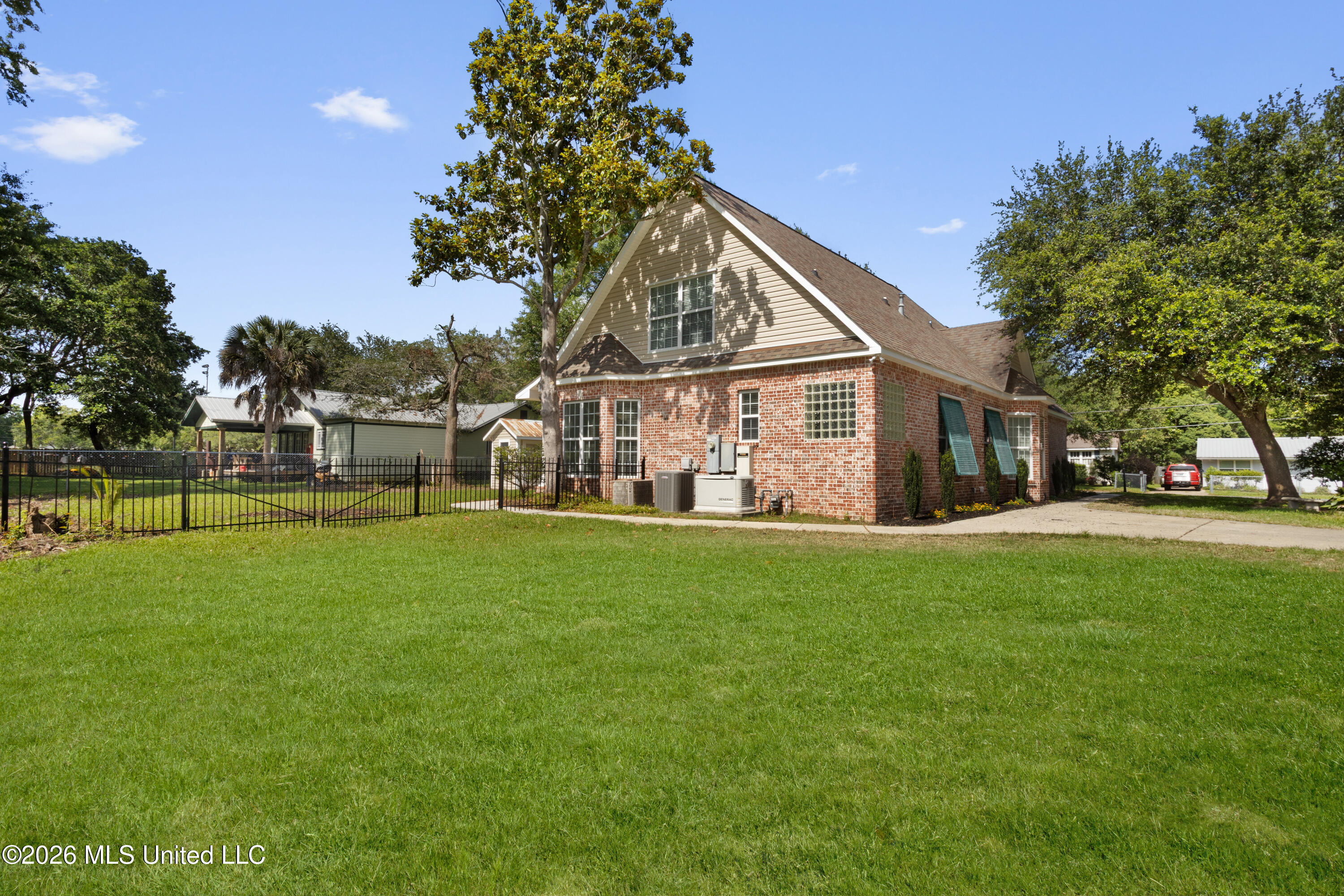 501 General Pershing Avenue Property Photo 26