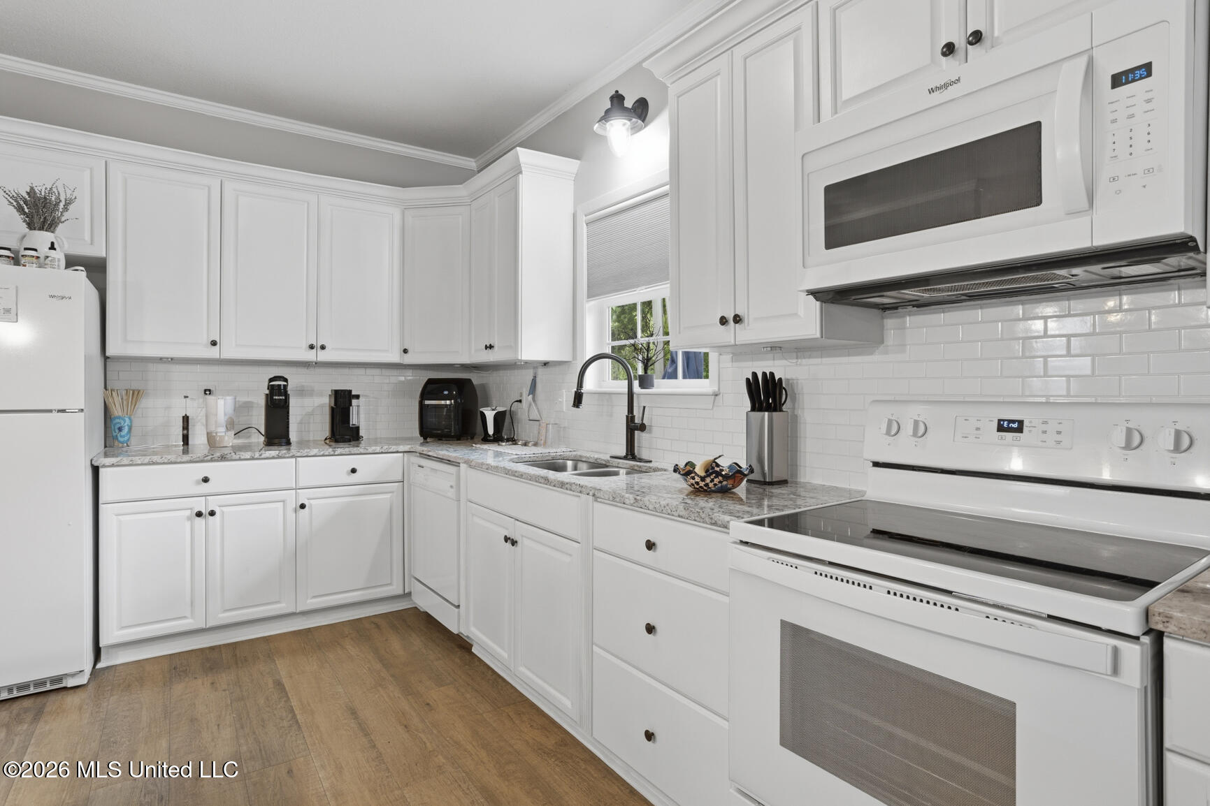 512 Stokes Road Property Photo 15