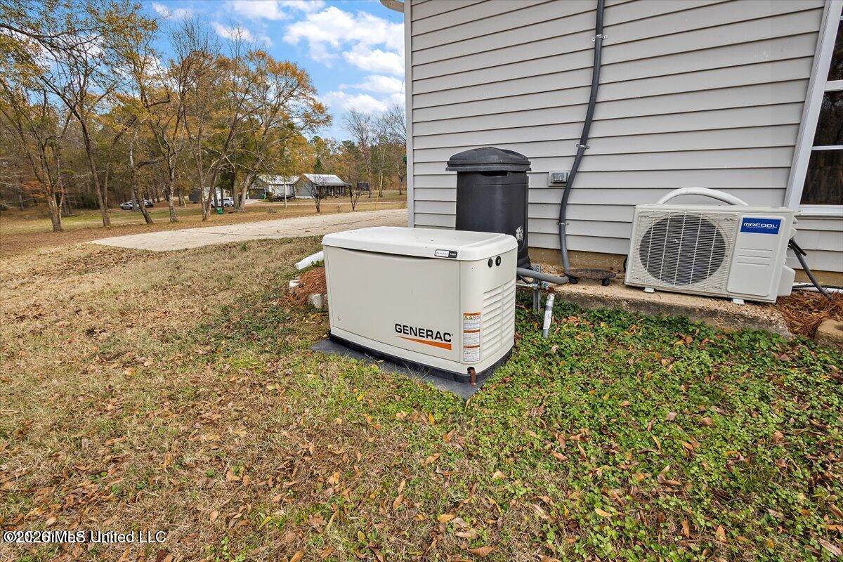 512 Stokes Road Property Photo 33