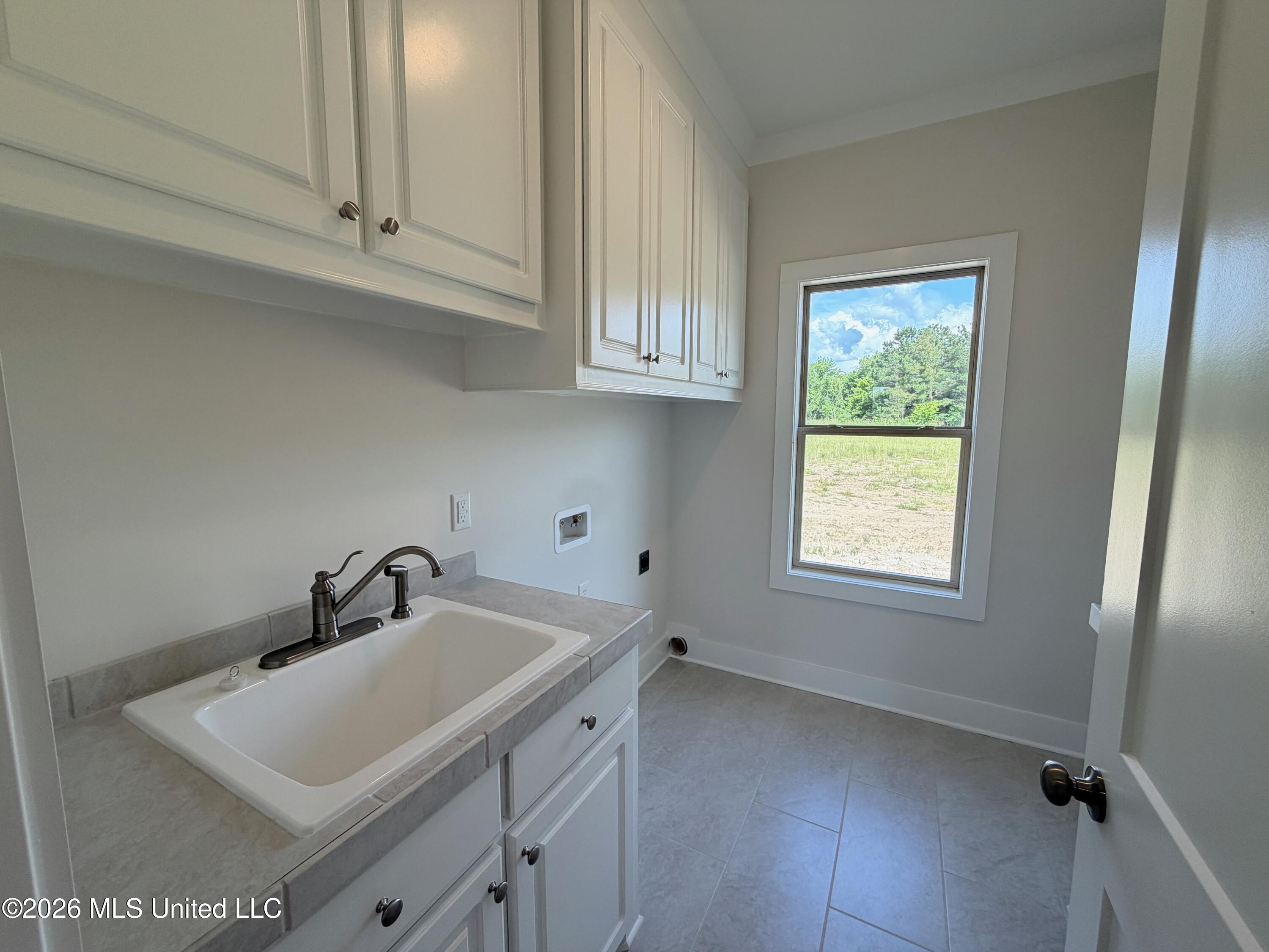 305 Mesa Cove Property Photo 28
