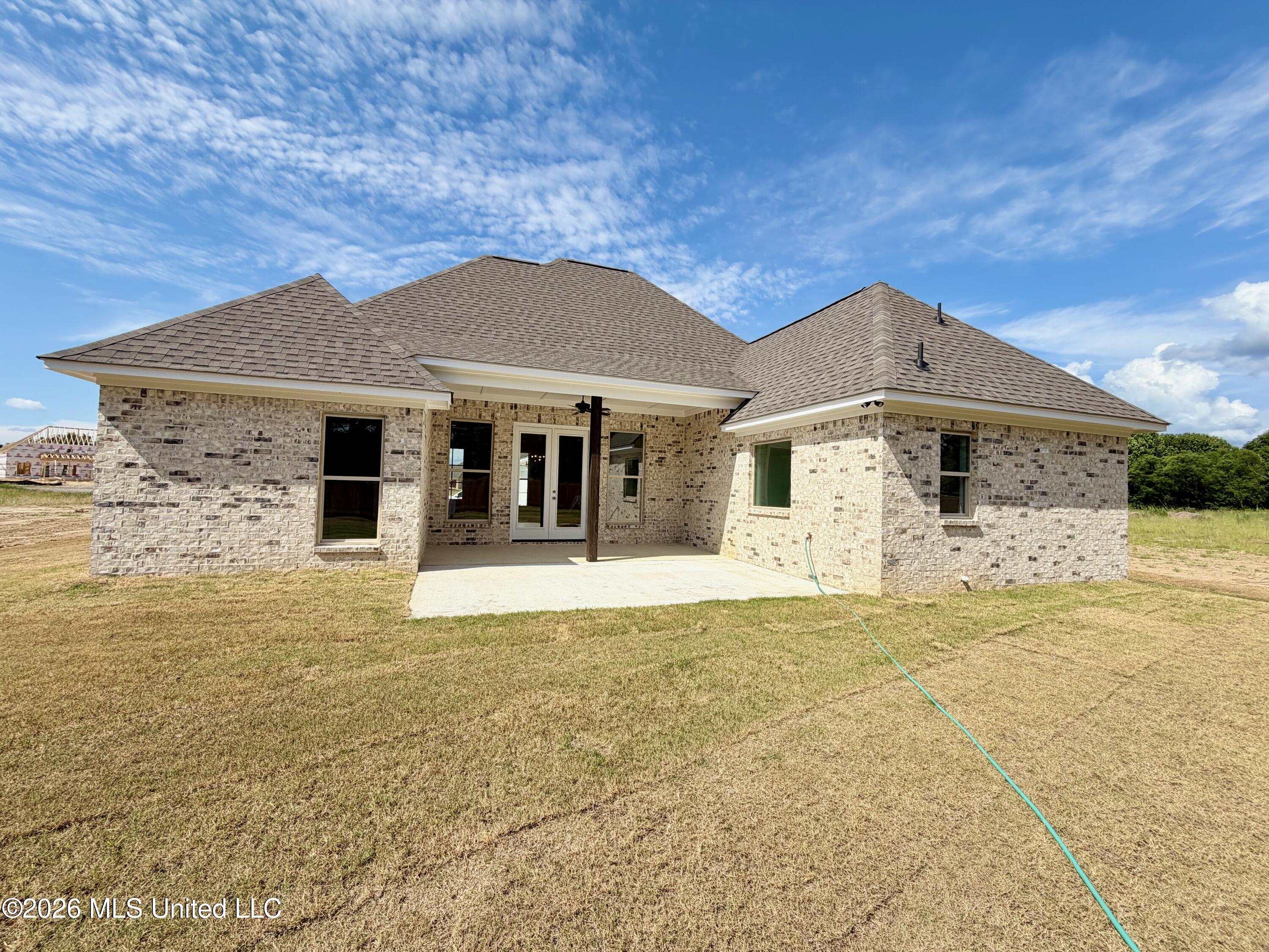 305 Mesa Cove Property Photo 30