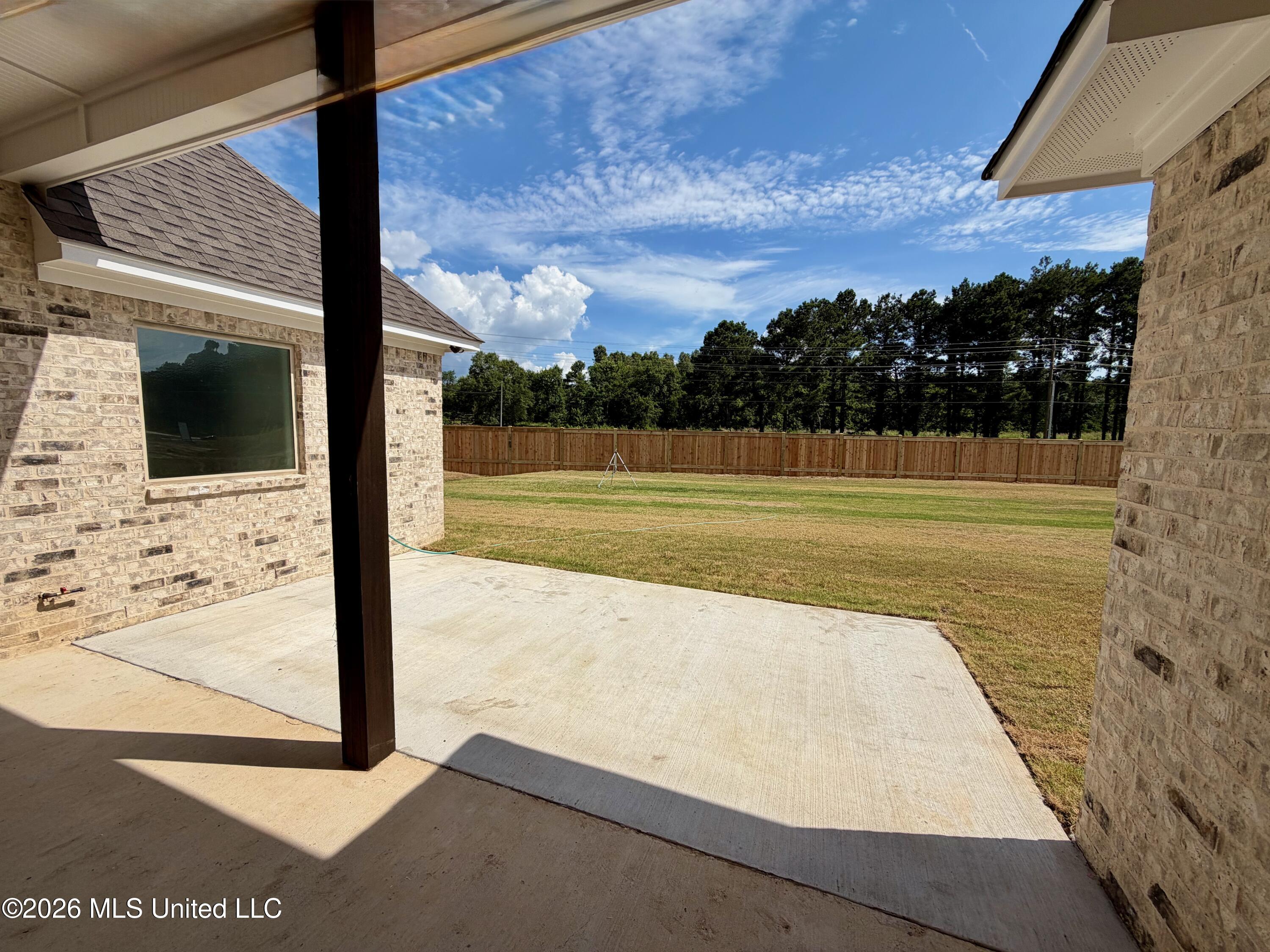 305 Mesa Cove Property Photo 32