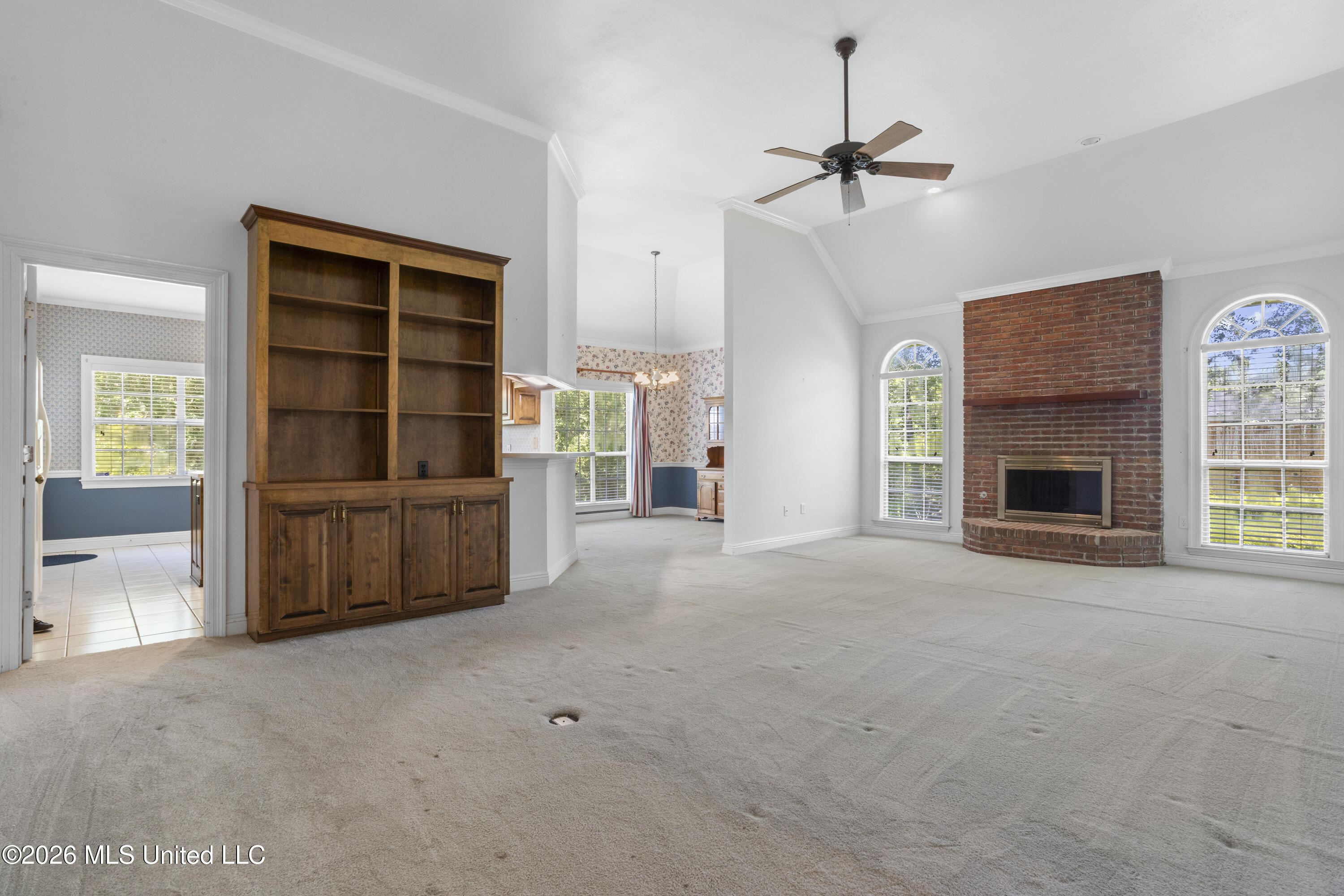 376 Lakeview Boulevard Property Photo 11
