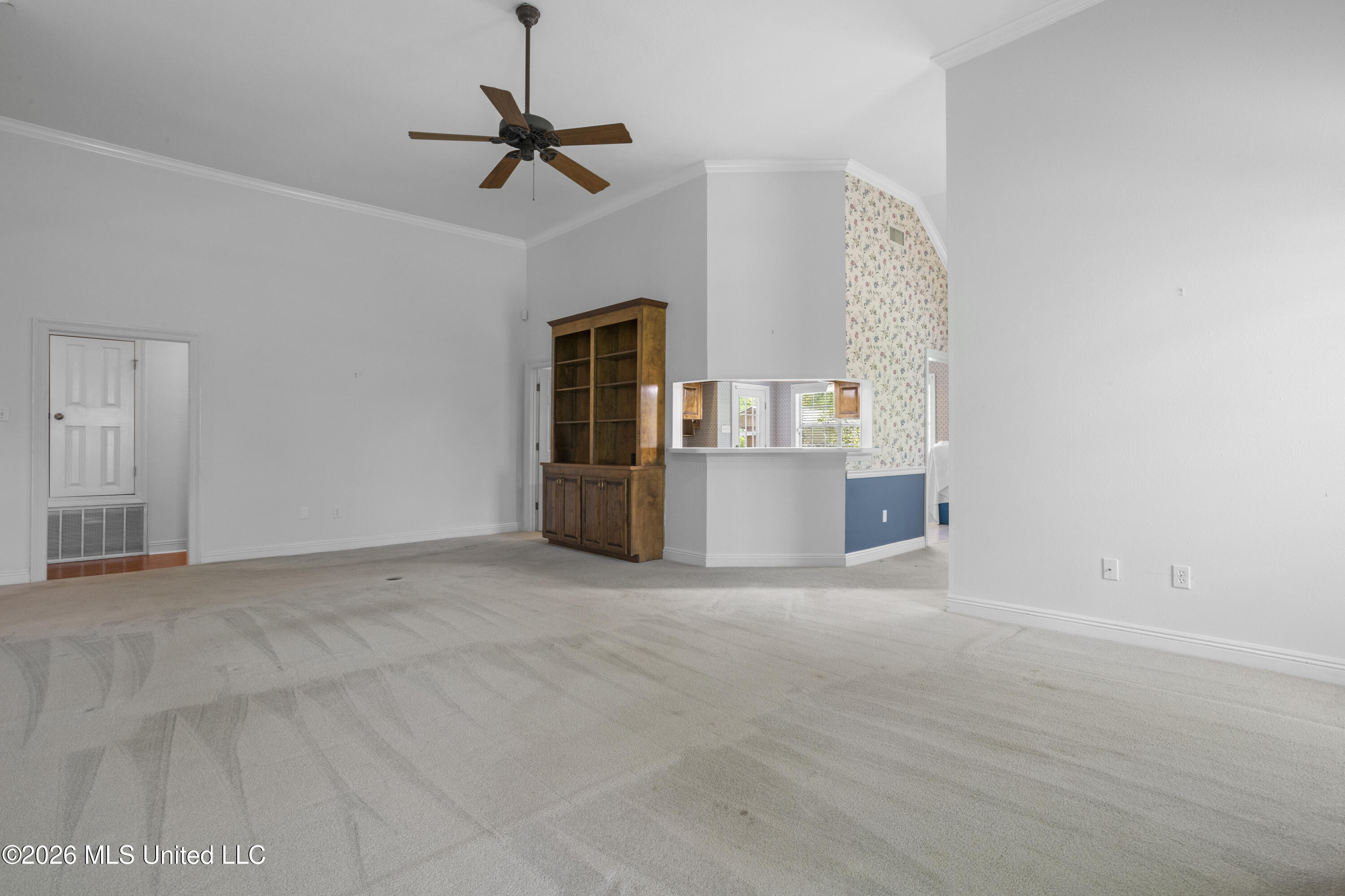 376 Lakeview Boulevard Property Photo 12