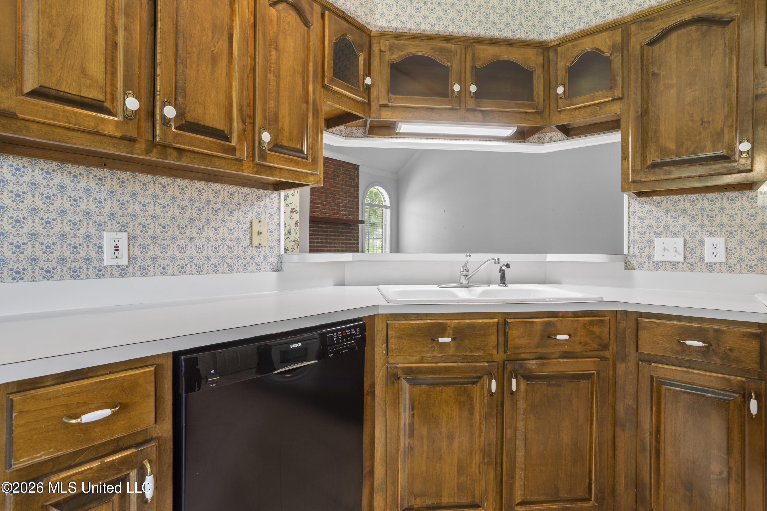 376 Lakeview Boulevard Property Photo 15