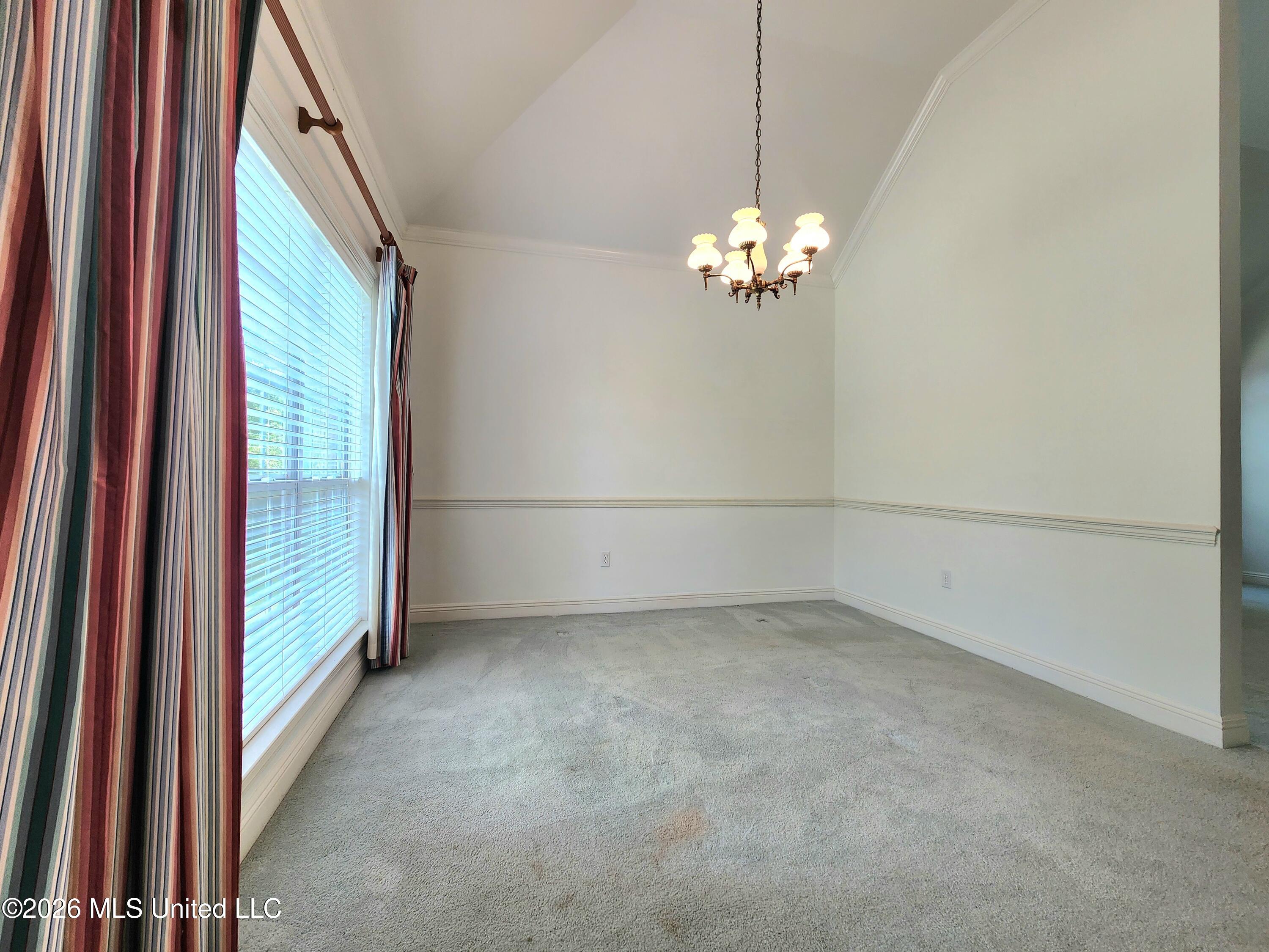 376 Lakeview Boulevard Property Photo 17