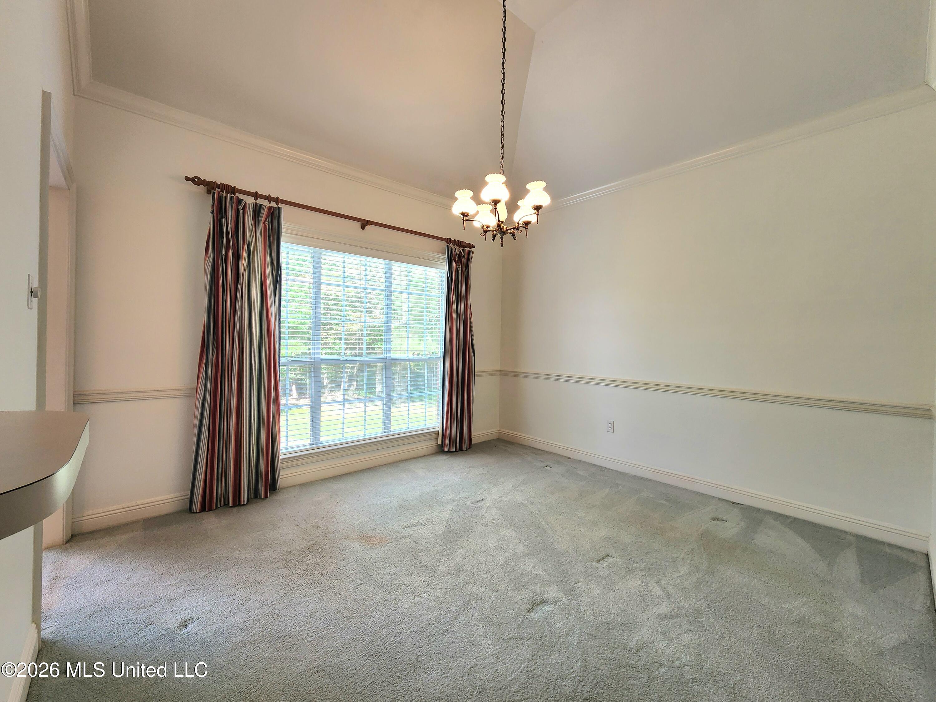 376 Lakeview Boulevard Property Photo 18