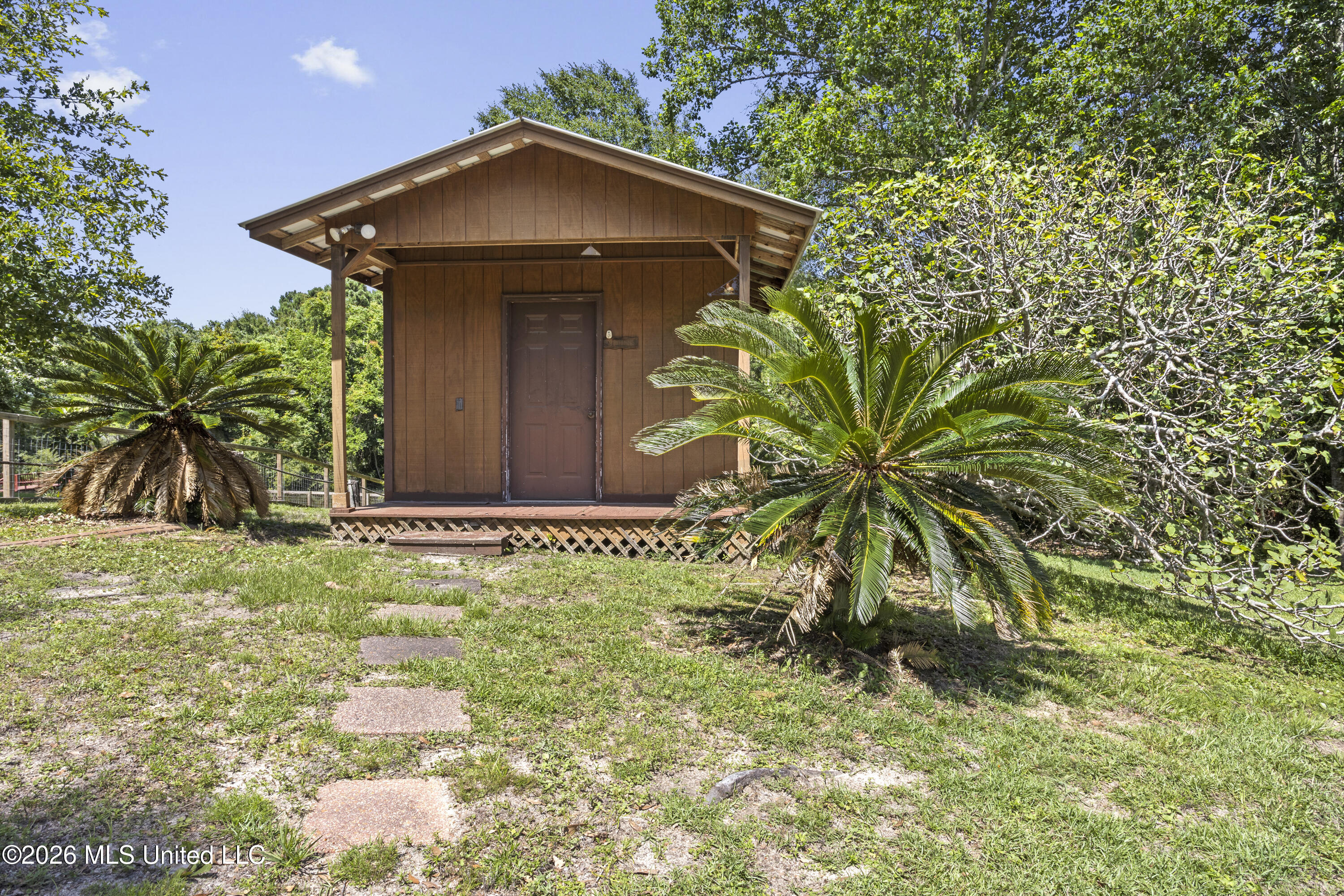 376 Lakeview Boulevard Property Photo 29