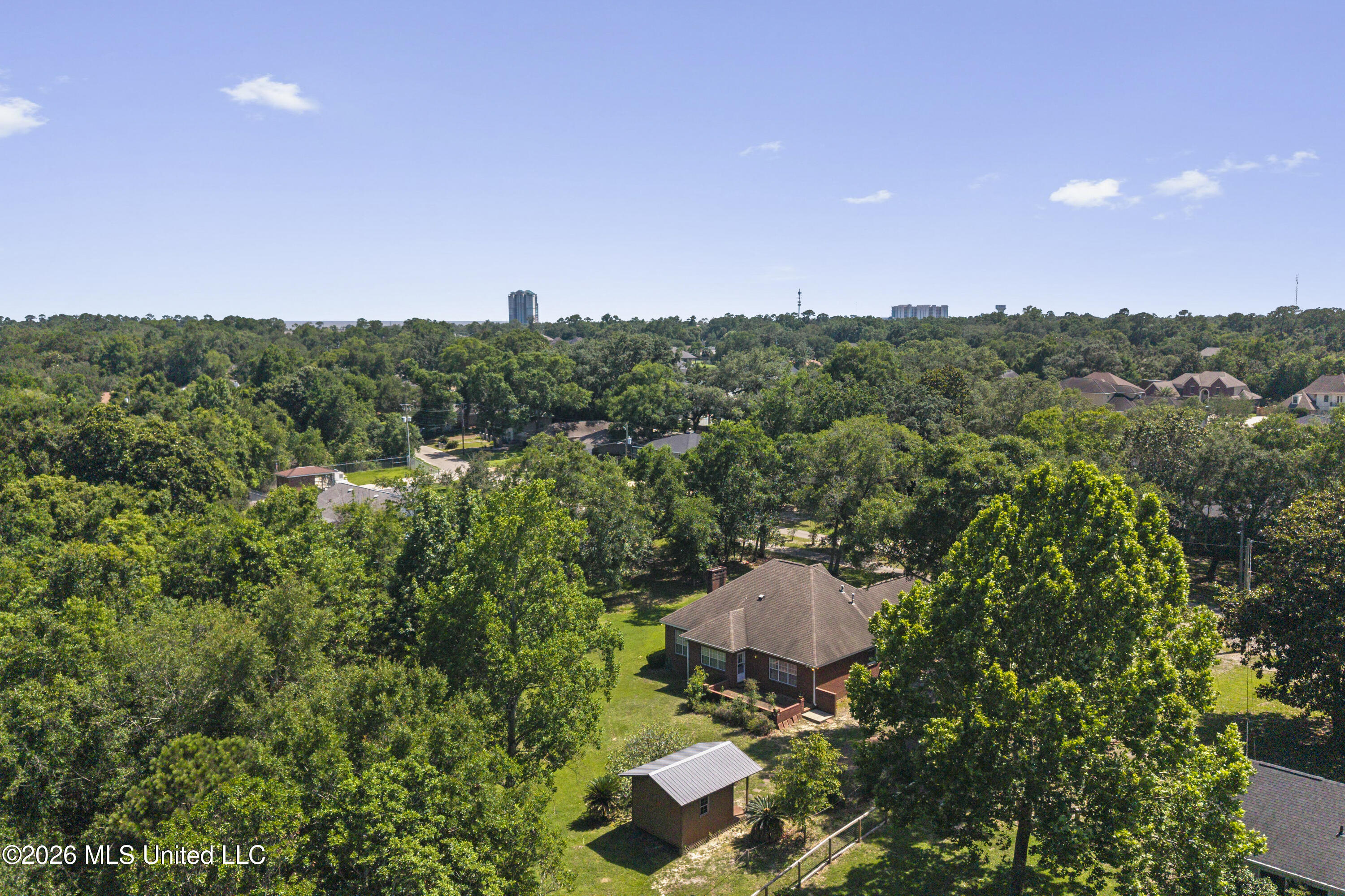 376 Lakeview Boulevard Property Photo 37