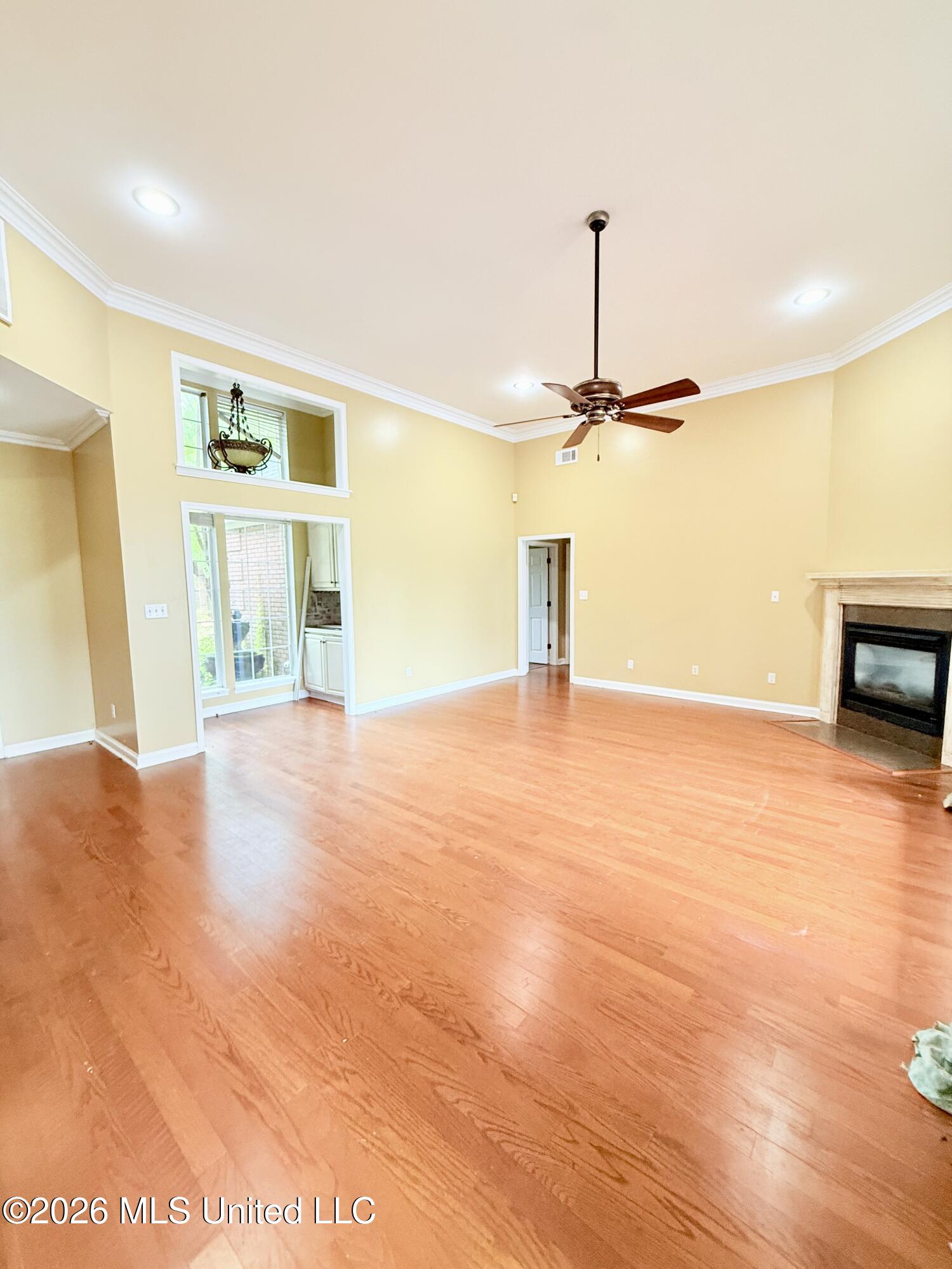 2465 Pryor Street Property Photo 8