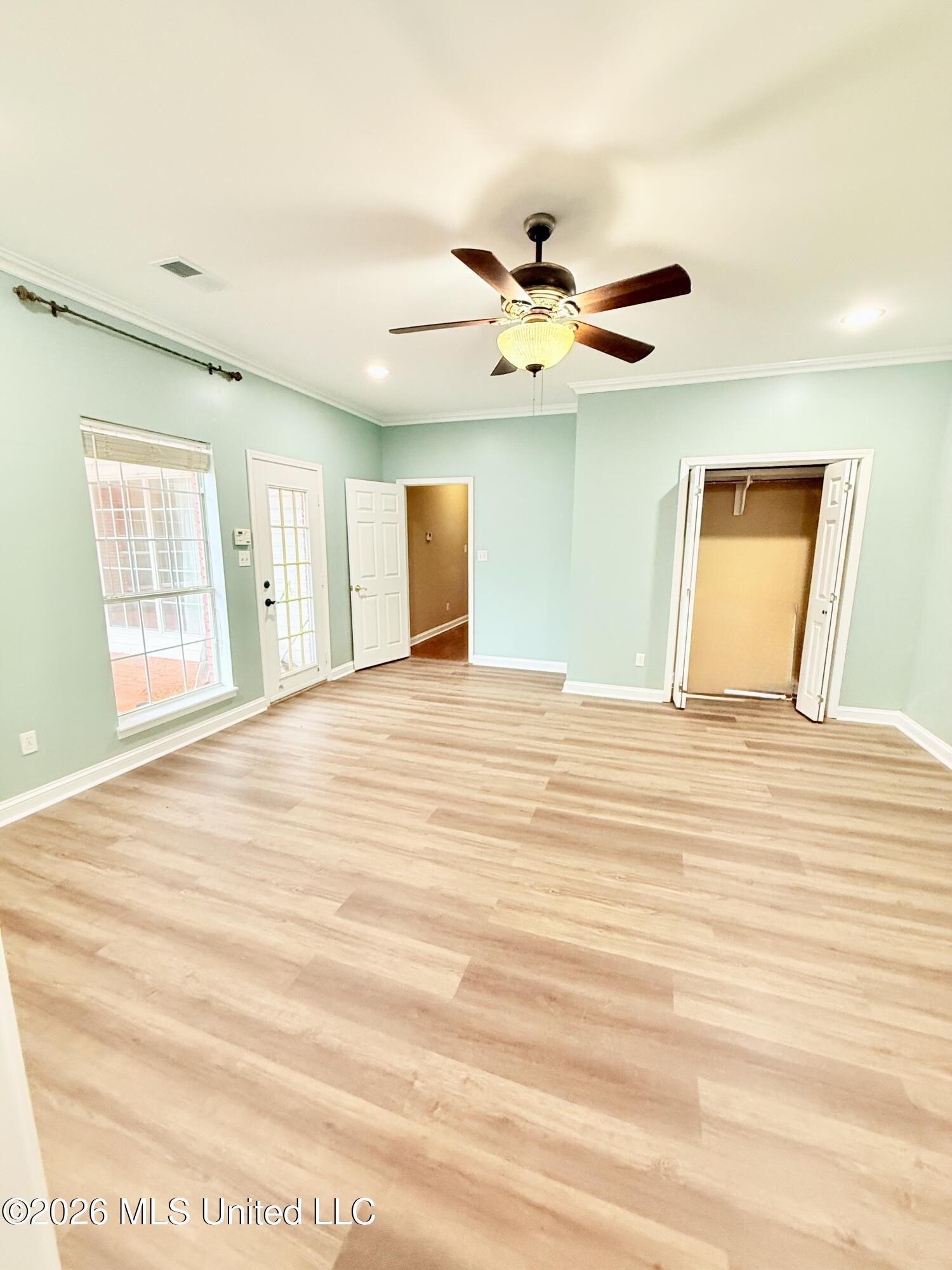 2465 Pryor Street Property Photo 15