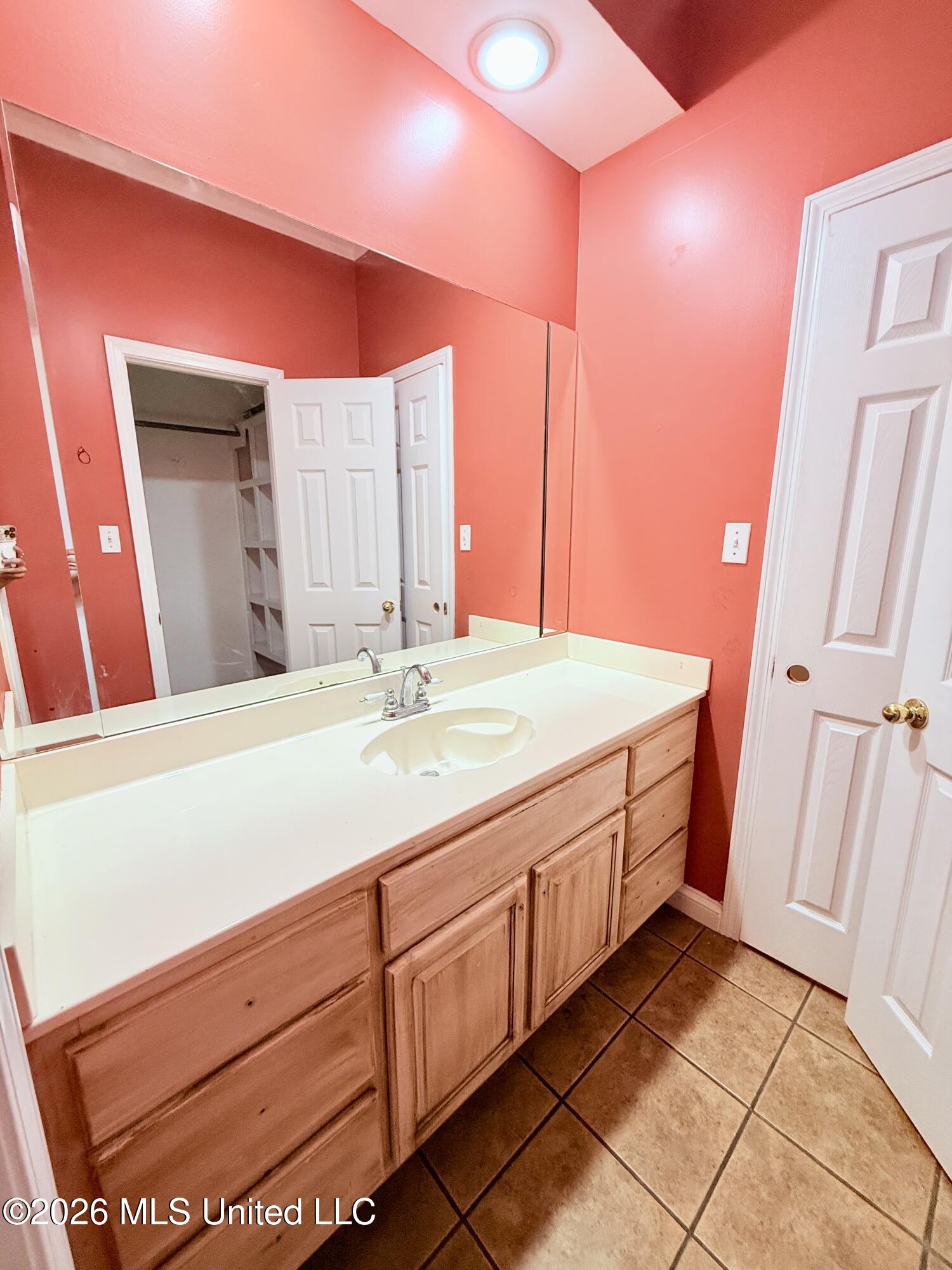 2465 Pryor Street Property Photo 19