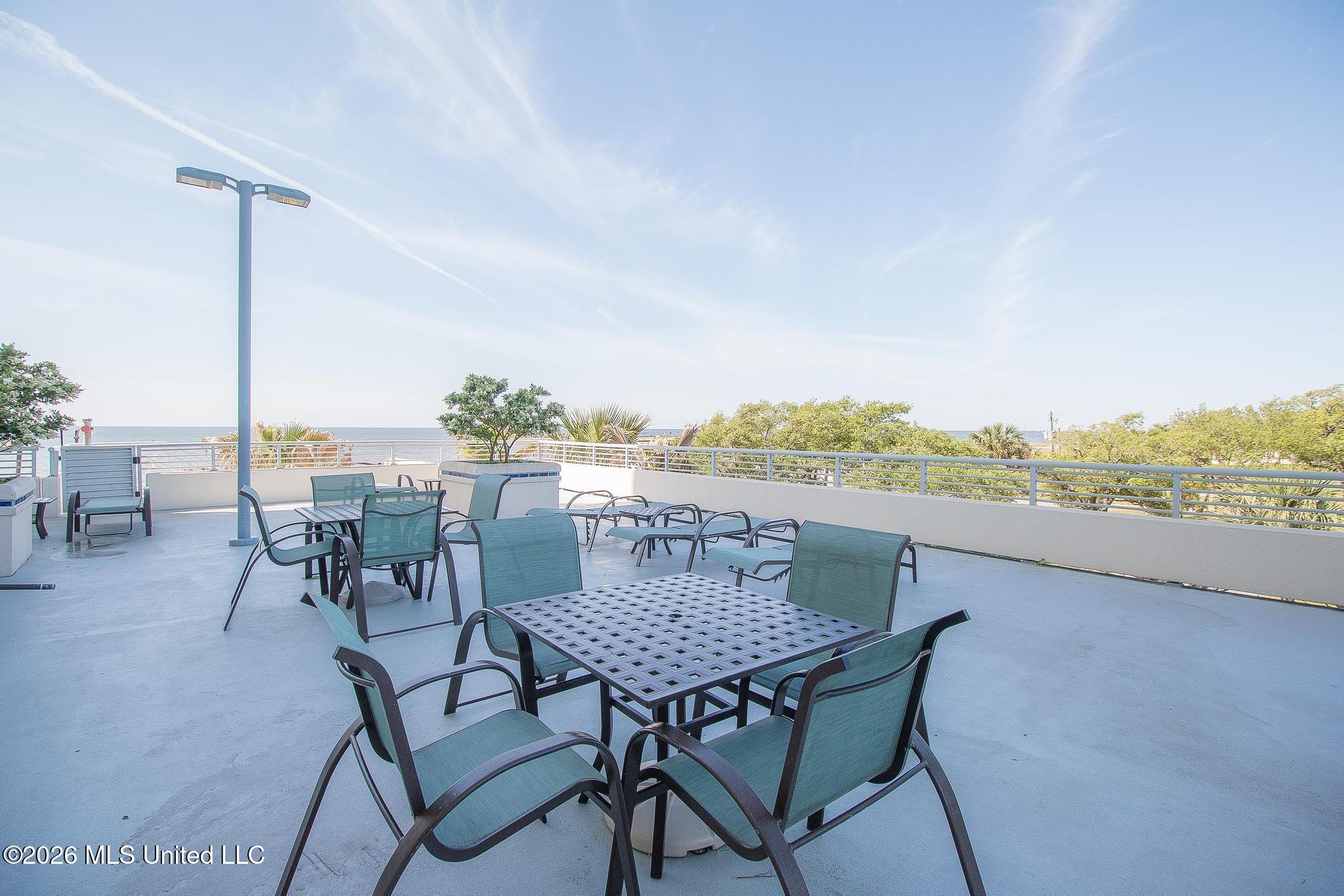 2060 Beach Boulevard Property Photo 33