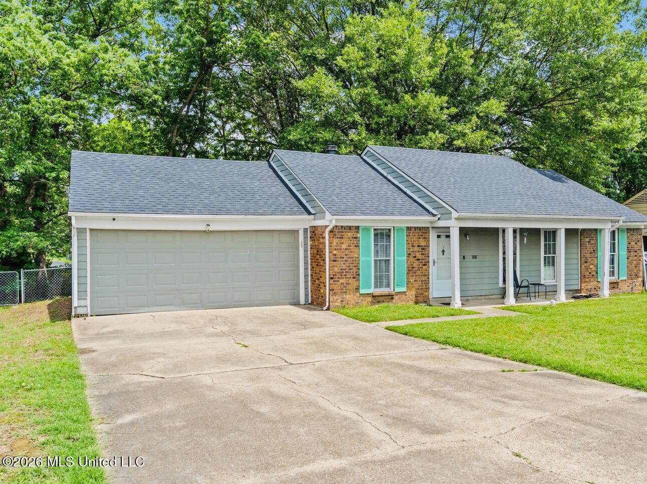 3880 Ivanhoe Drive Property Photo 2