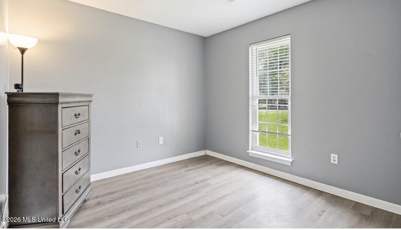 3880 Ivanhoe Drive Property Photo 13