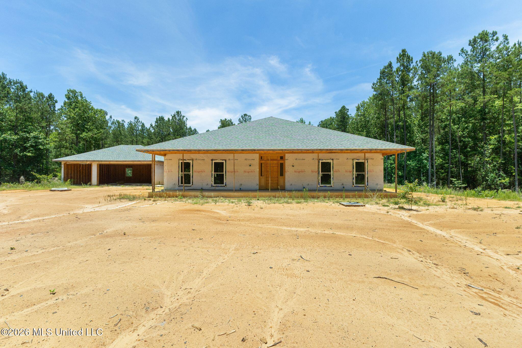 313 Spurline Road Property Photo 1