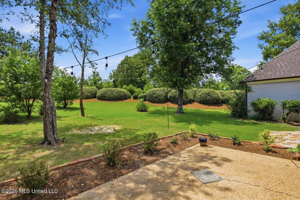 115 Camden Court Property Photo 44