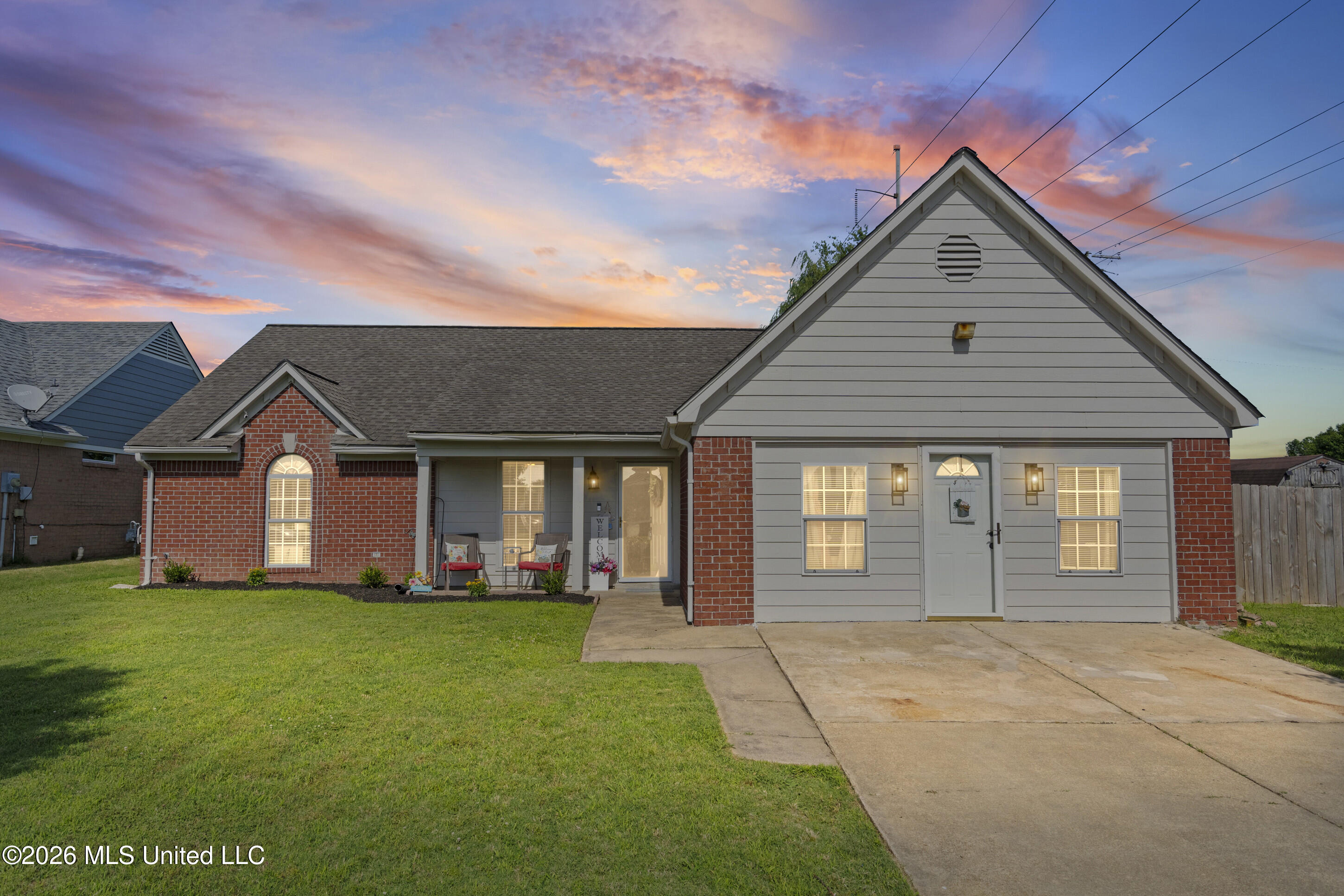 9022 Belmont Drive Property Photo 1